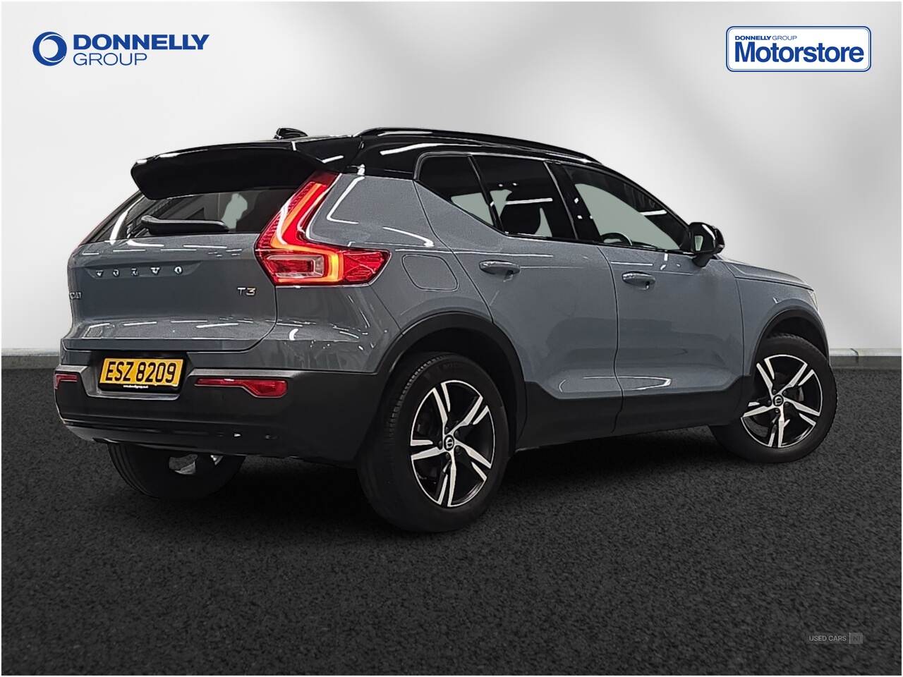 Jan 2021 Volvo XC40 1.5 T3 [163] R DESIGN 5dr Geartronic
