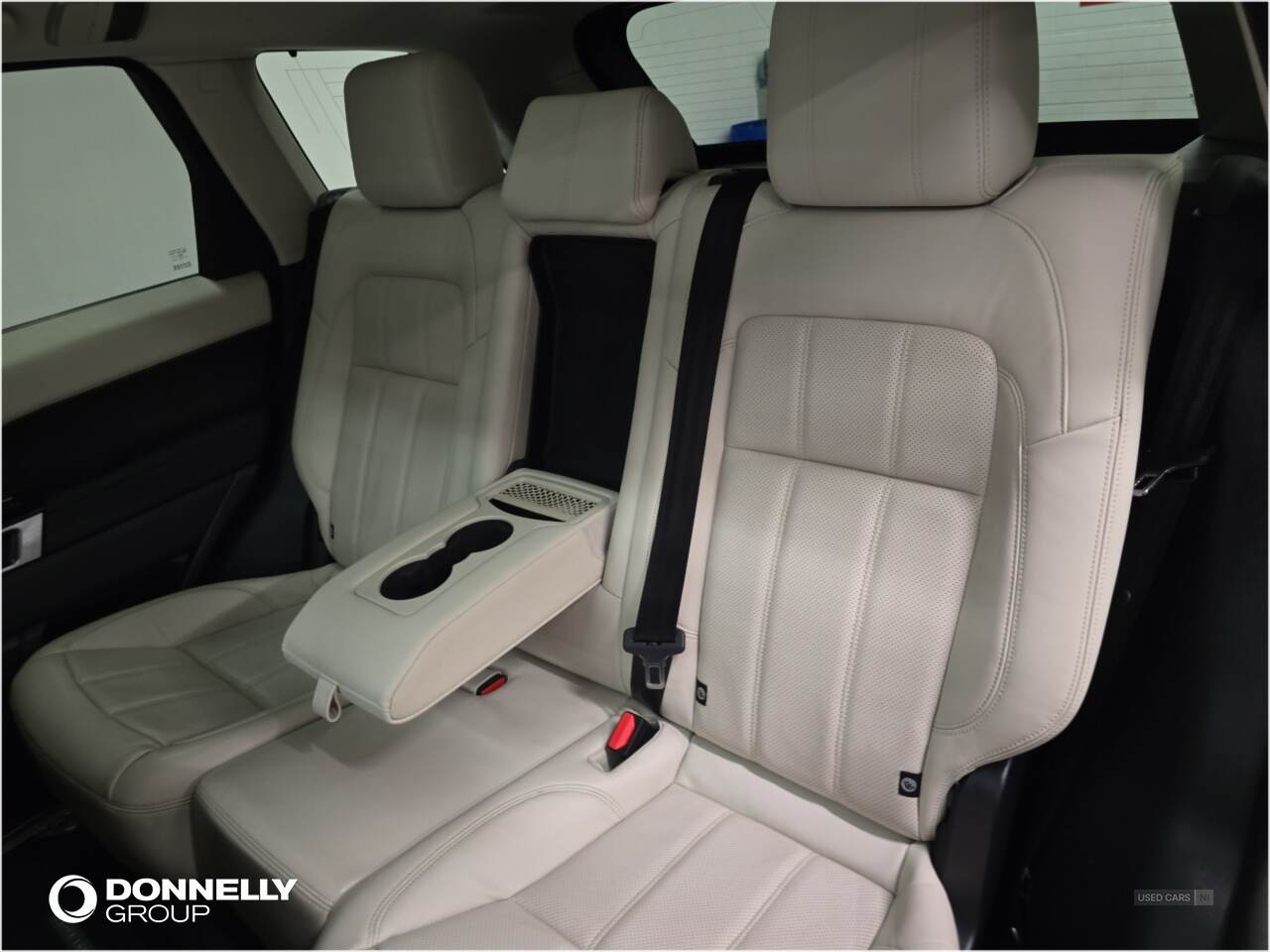 Jan 2022 Land Rover Range Rover Sport 3.0 D300 HSE Dynamic 5dr Auto
