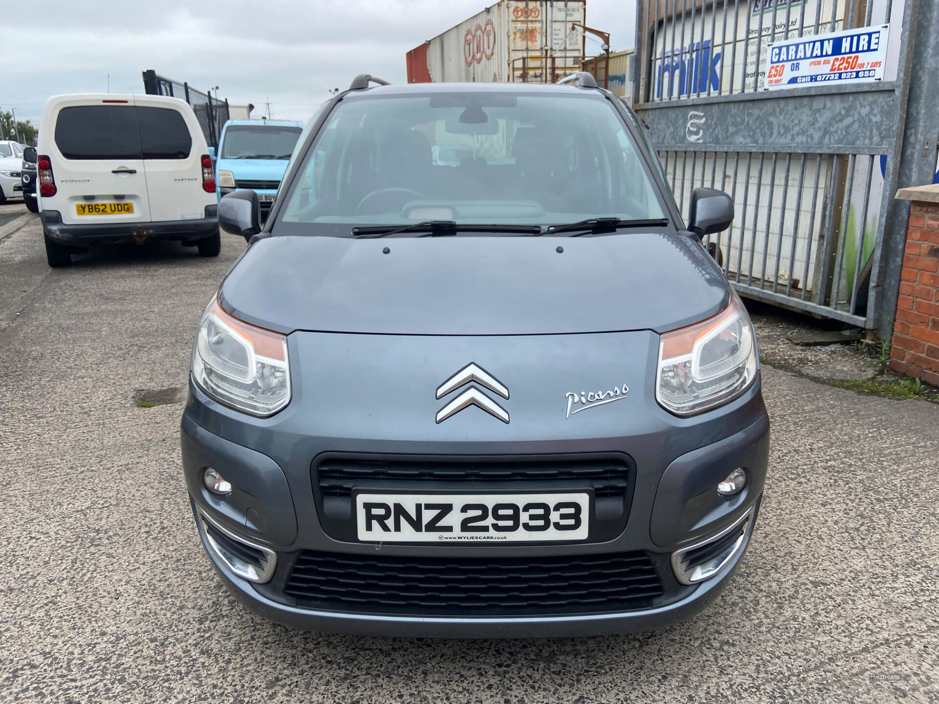 Citroen C3 Picasso DIESEL ESTATE in Antrim