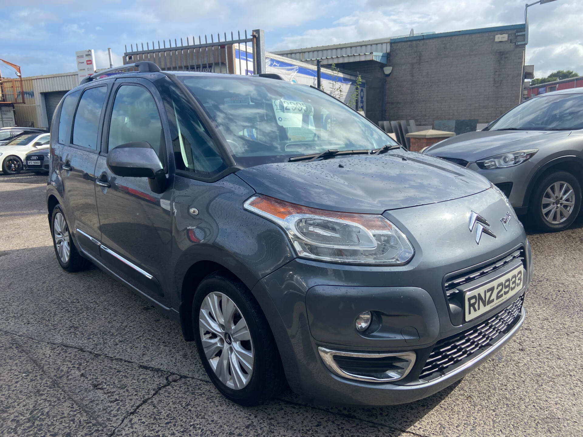 Feb 2012 Citroen C3 Picasso 1.6 HDi 8V Exclusive 5dr