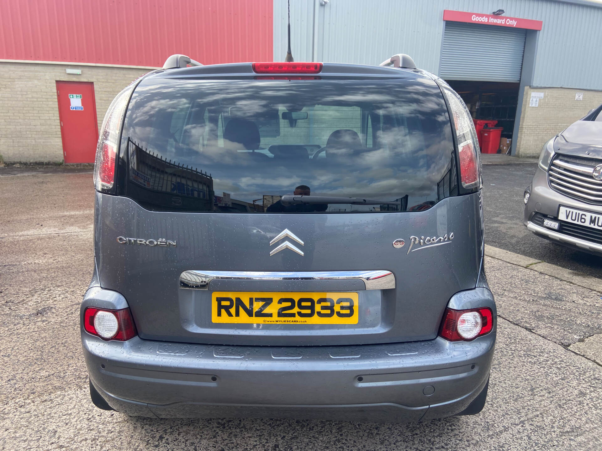Feb 2012 Citroen C3 Picasso 1.6 HDi 8V Exclusive 5dr