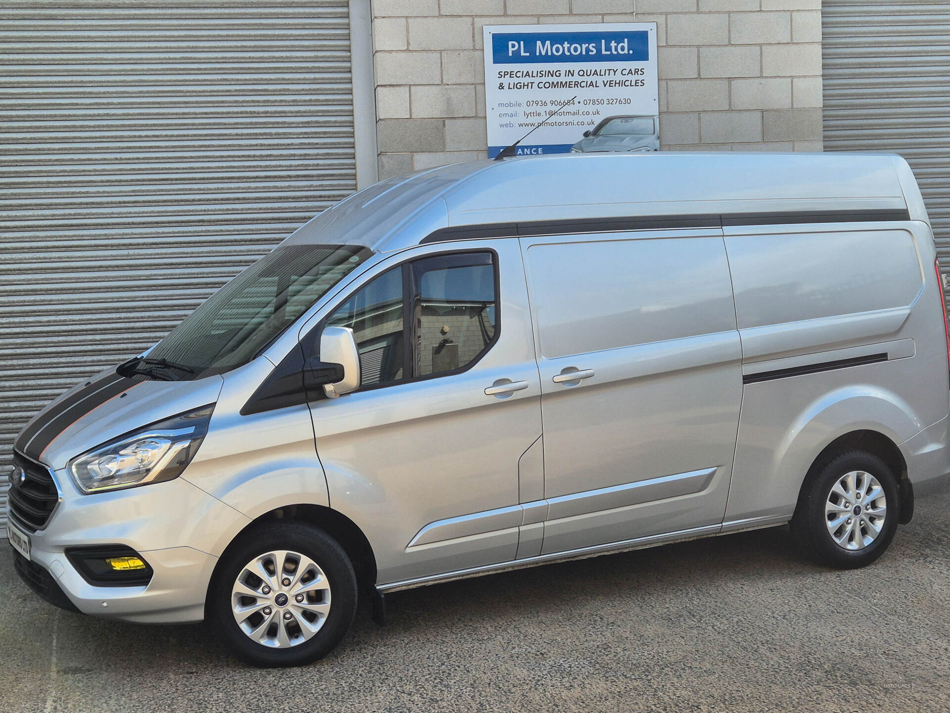 Oct 2022 Ford Transit Custom 2.0 EcoBlue 130ps High Roof Limited Van