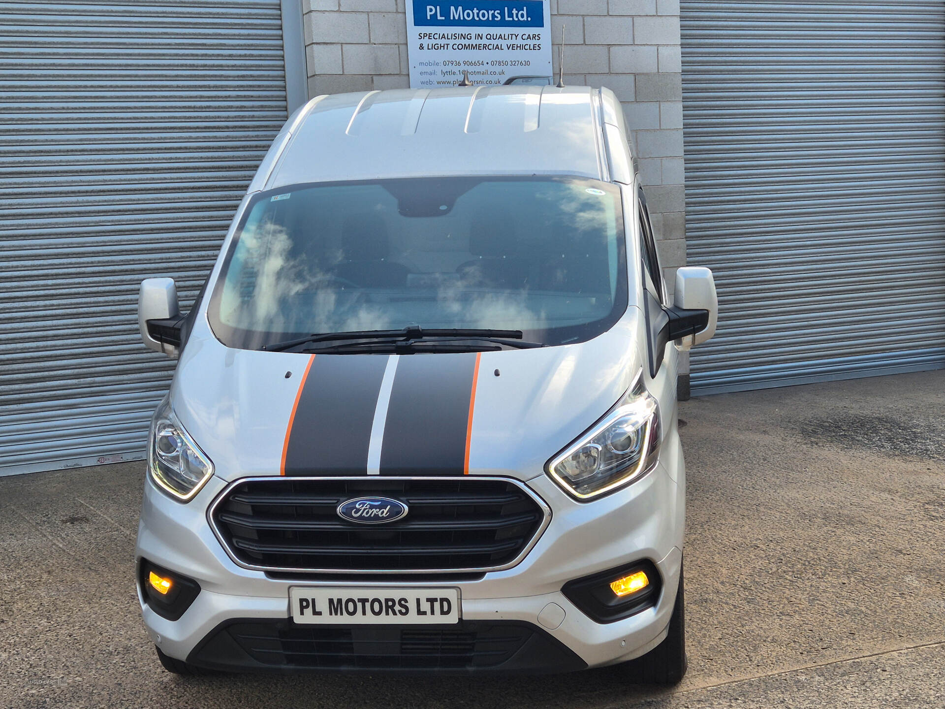 Oct 2022 Ford Transit Custom 2.0 EcoBlue 130ps High Roof Limited Van