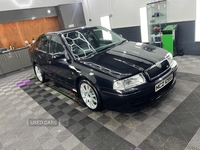 Skoda Octavia 1.8T RS 5dr in Down