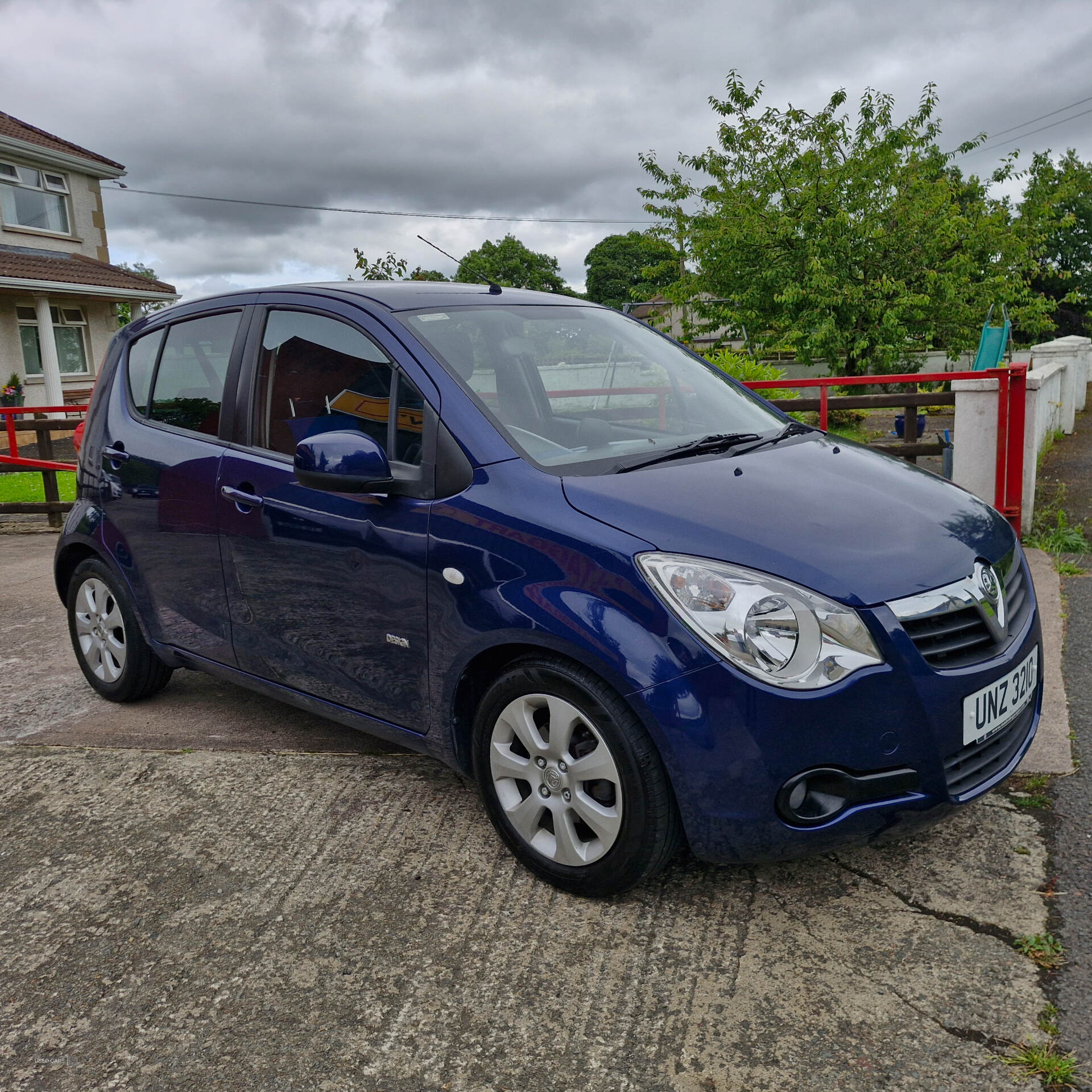Jan 2010 Vauxhall Agila 1.2 16V Design 5dr Auto