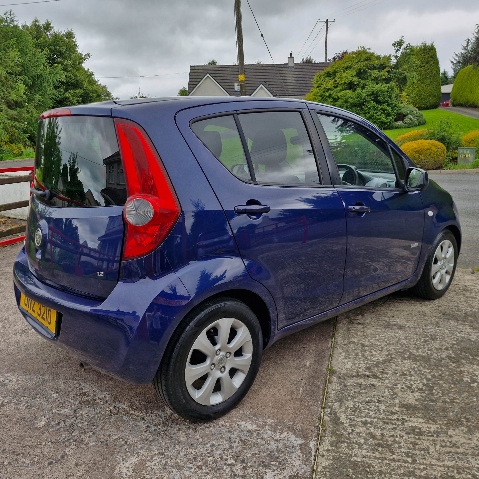 Jan 2010 Vauxhall Agila 1.2 16V Design 5dr Auto