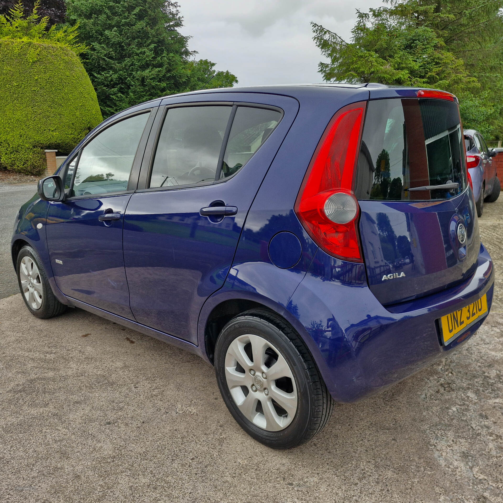 Jan 2010 Vauxhall Agila 1.2 16V Design 5dr Auto