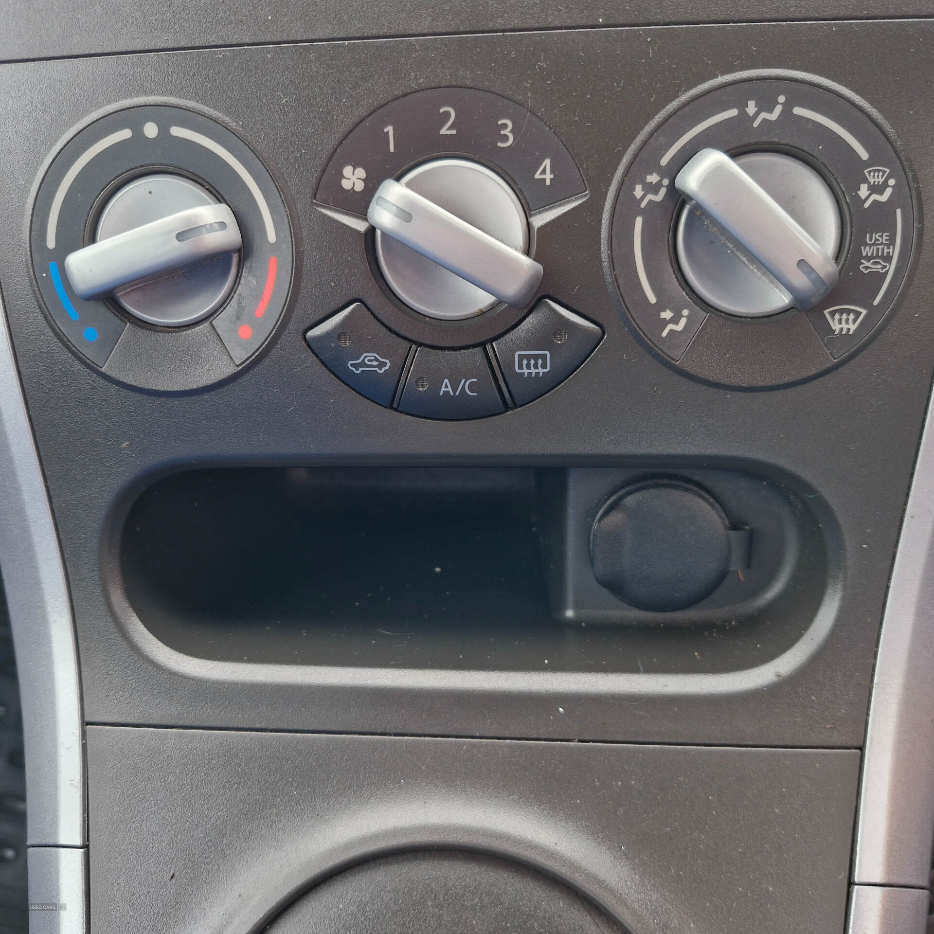 Jan 2010 Vauxhall Agila 1.2 16V Design 5dr Auto