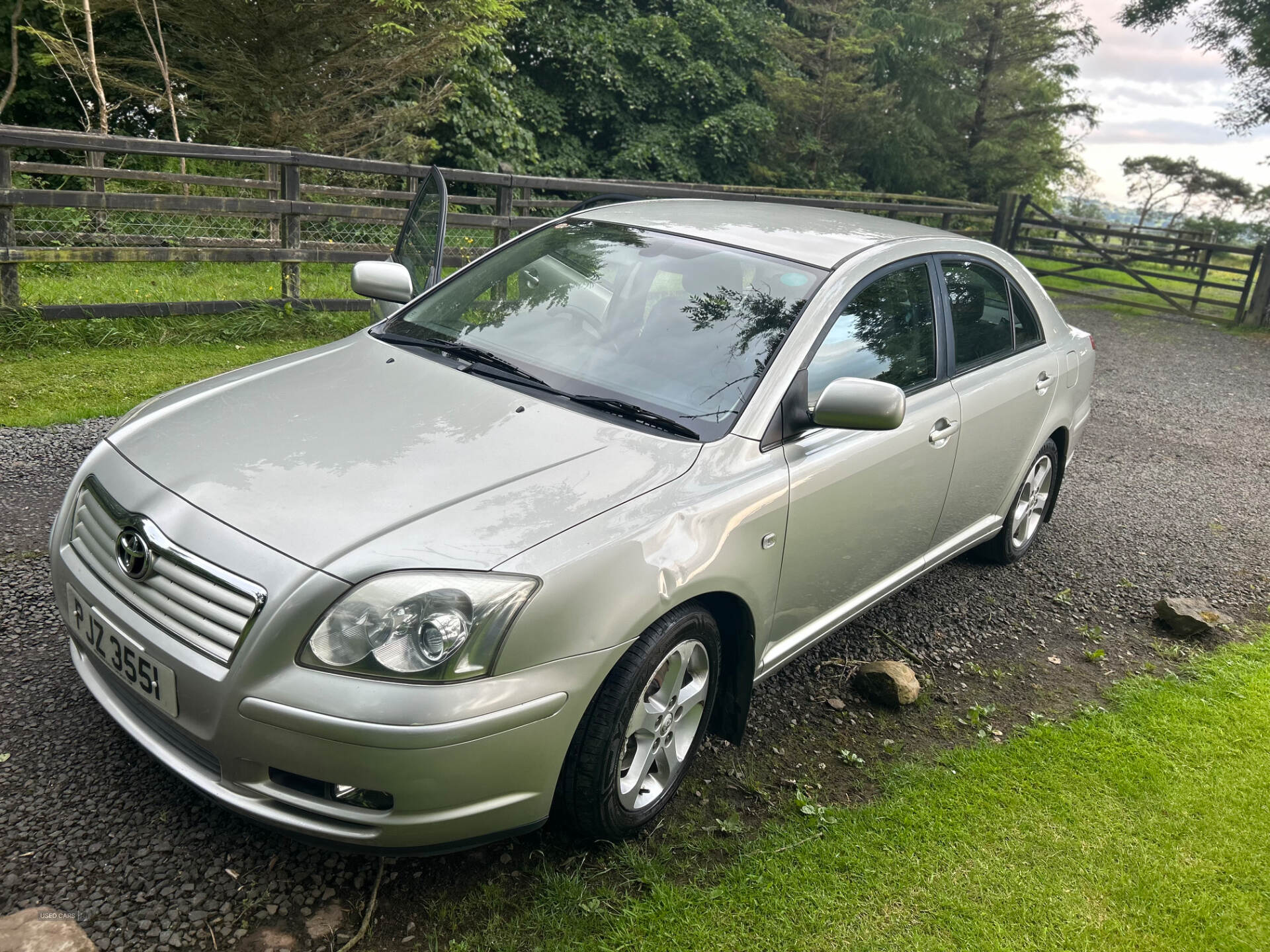 Sep 2005 Toyota Avensis 2.2 D-4D T4 5dr