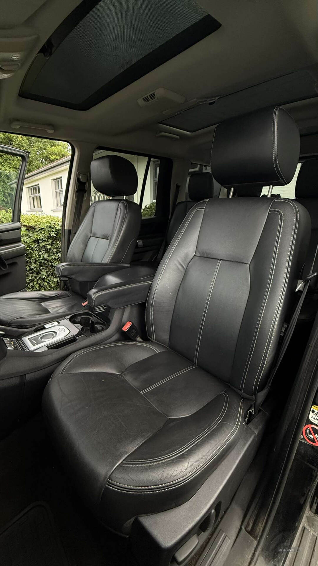 Sep 2012 Land Rover Discovery 3.0 SDV6 HSE Luxury 5dr Auto