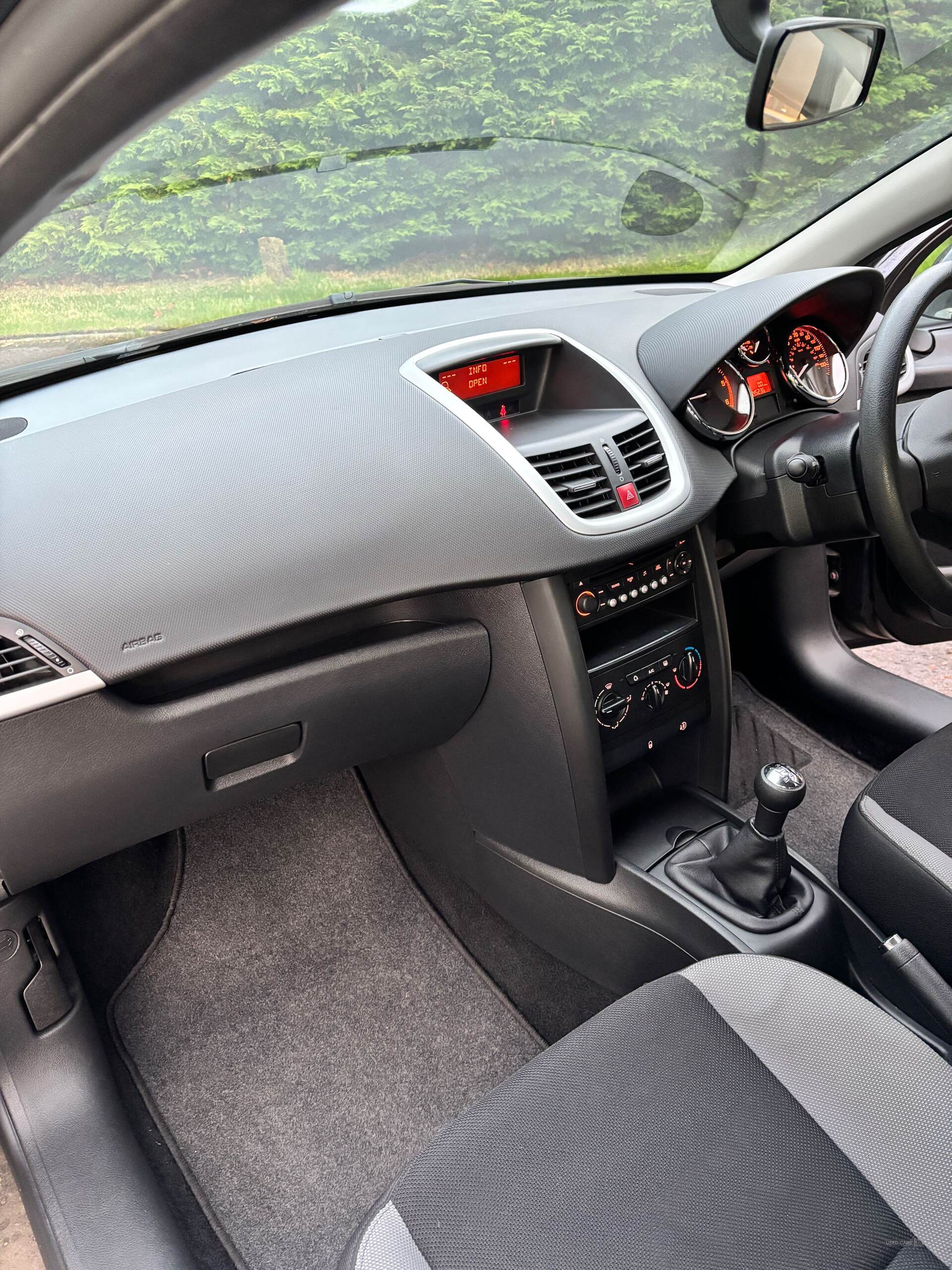Apr 2008 Peugeot 207 1.4 HDi S 5dr [AC]
