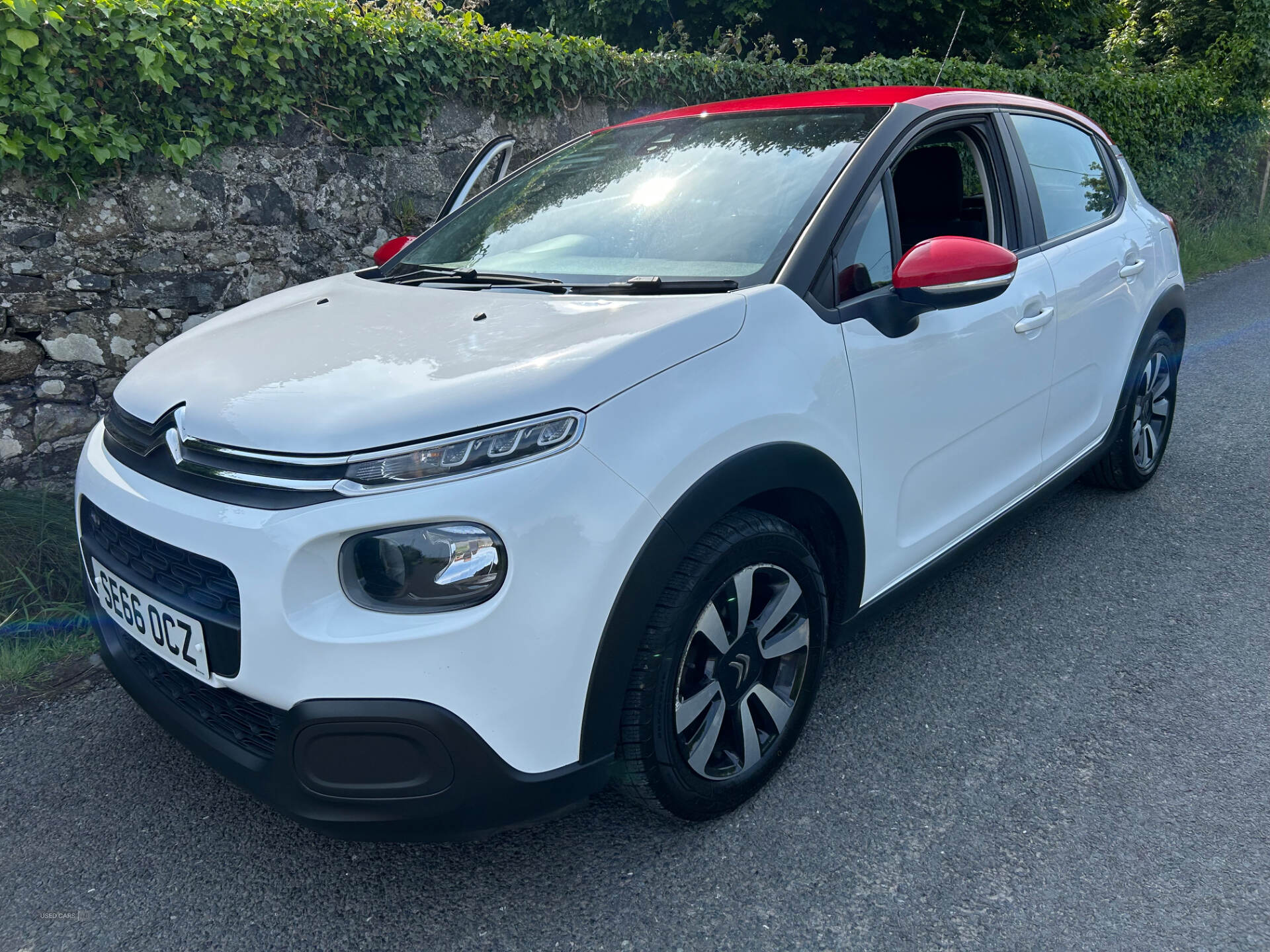 Jan 2017 Citroen C3 1.2 PureTech 82 Feel 5dr