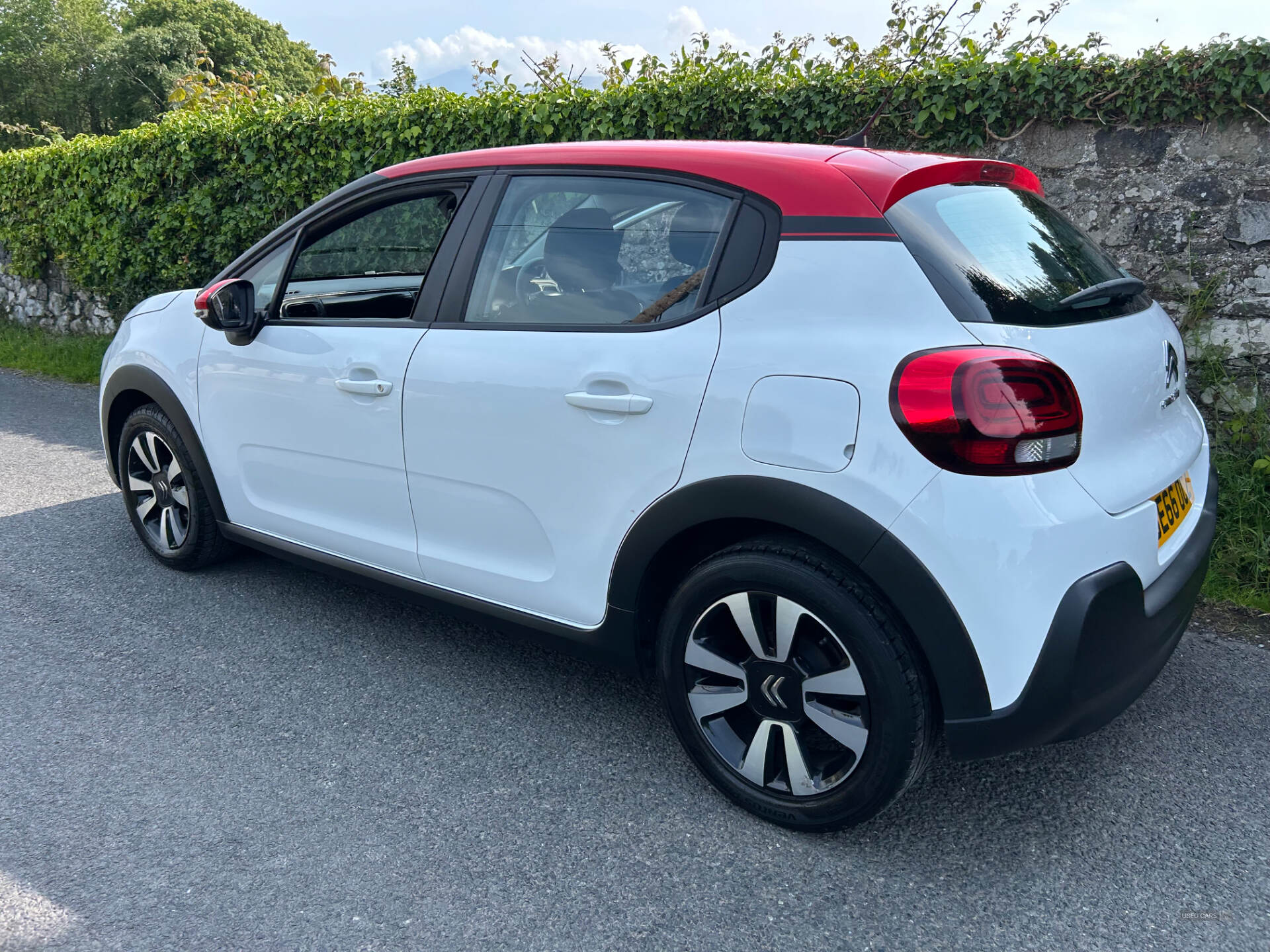Jan 2017 Citroen C3 1.2 PureTech 82 Feel 5dr