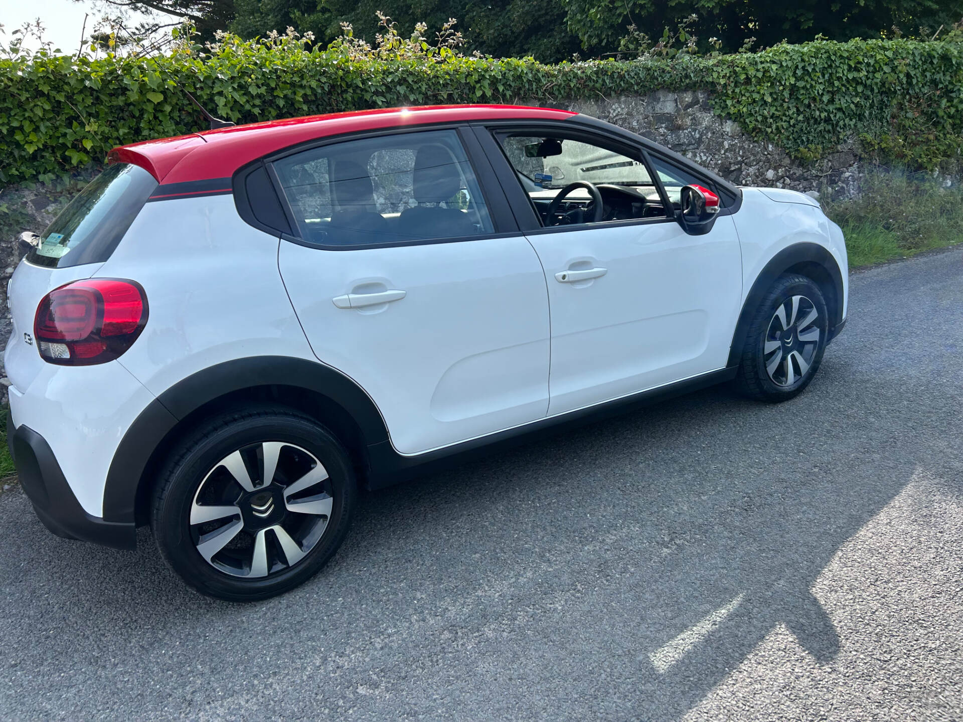 Jan 2017 Citroen C3 1.2 PureTech 82 Feel 5dr