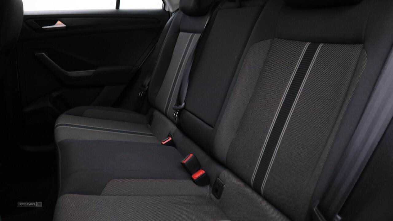 Jan 2019 Volkswagen T-Roc 1.6 TDI SE 5dr