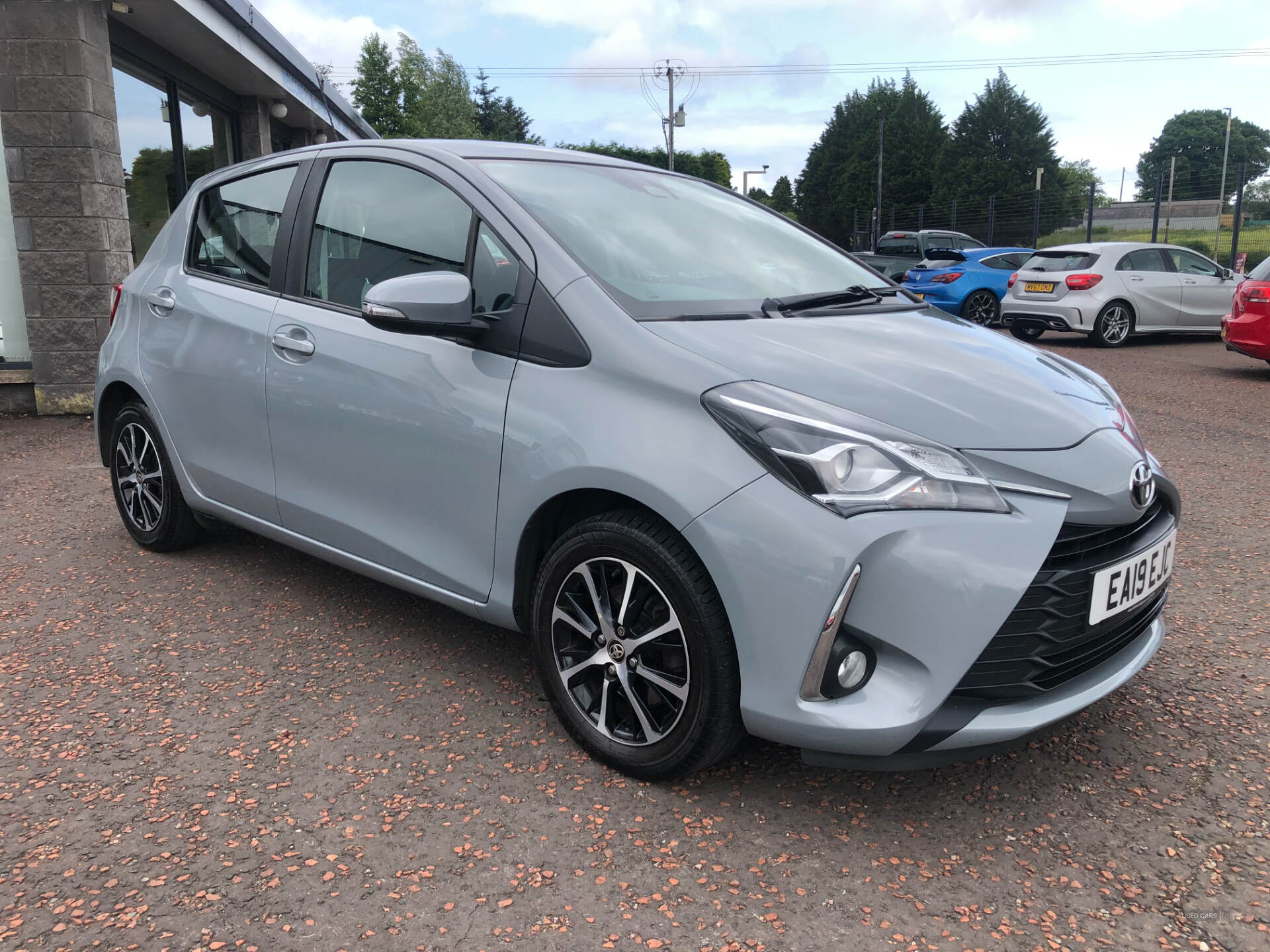 Mar 2019 Toyota Yaris 1.5 VVT-i Icon Tech 5dr