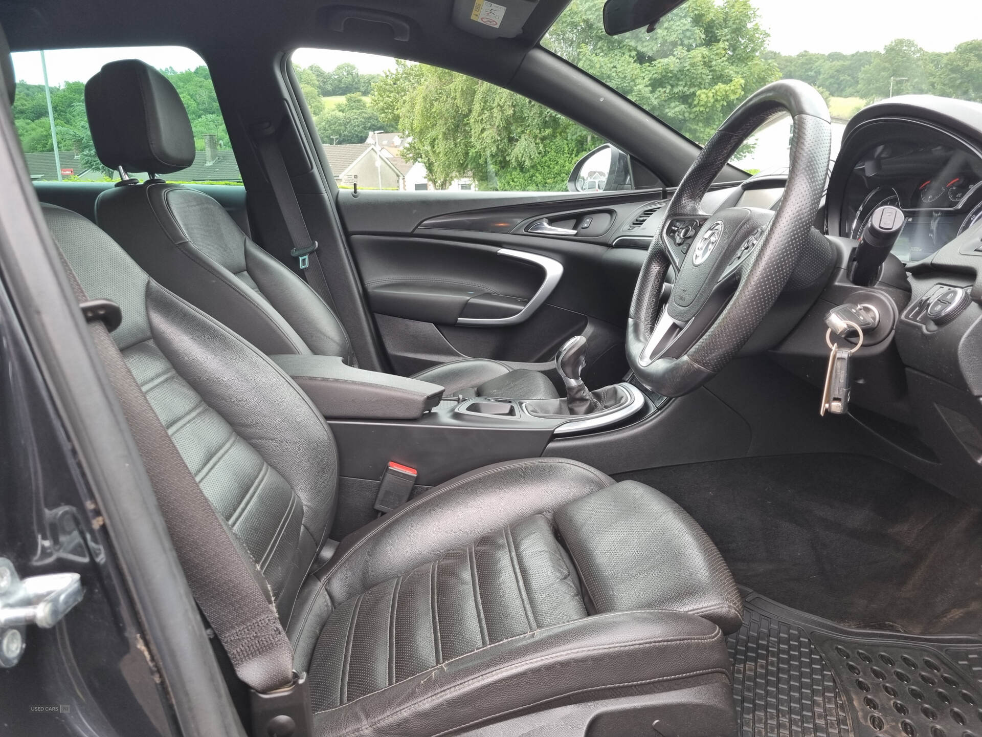 Vauxhall Insignia DIESEL SPORTS TOURER in Derry / Londonderry