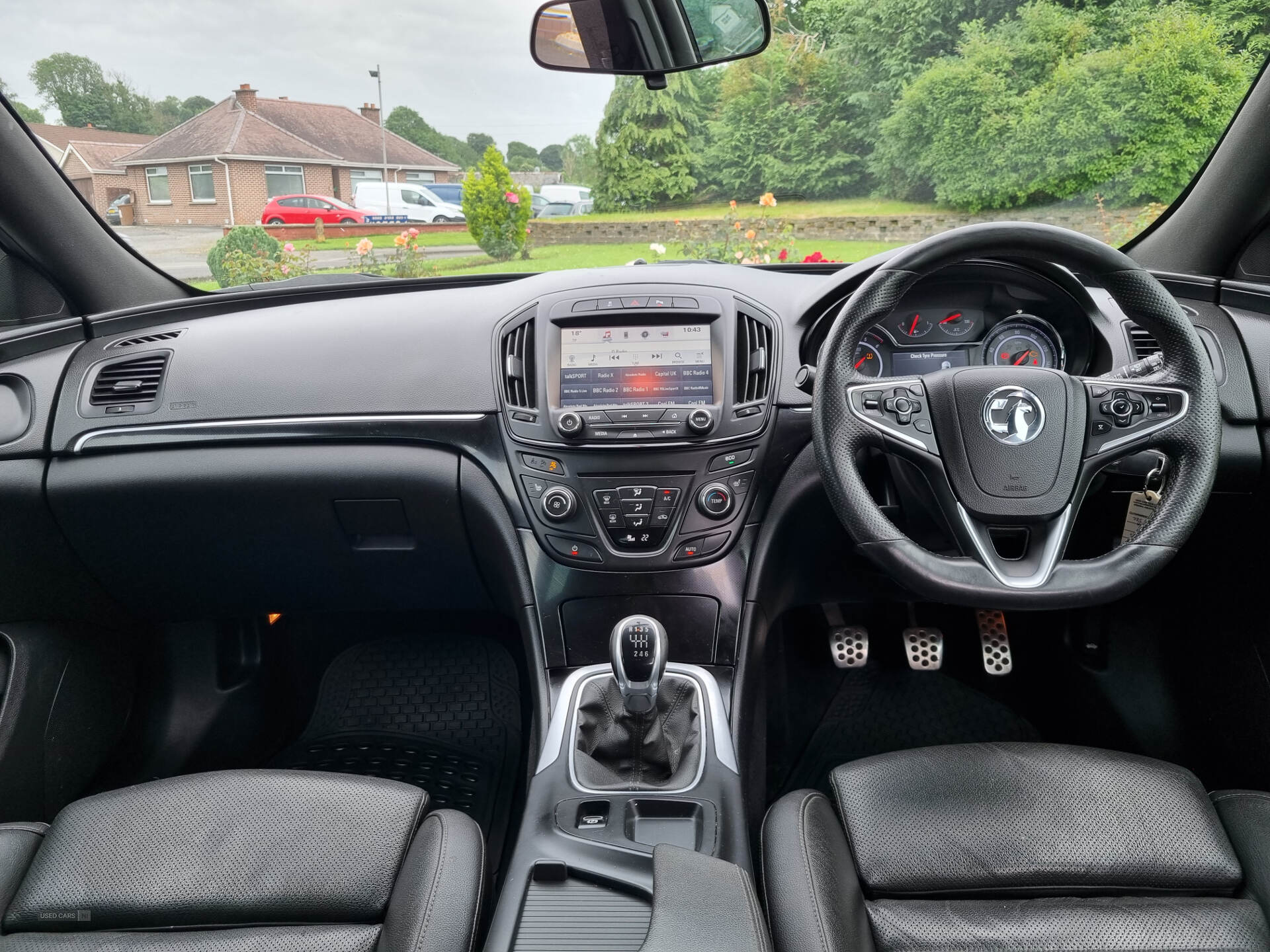 Vauxhall Insignia DIESEL SPORTS TOURER in Derry / Londonderry