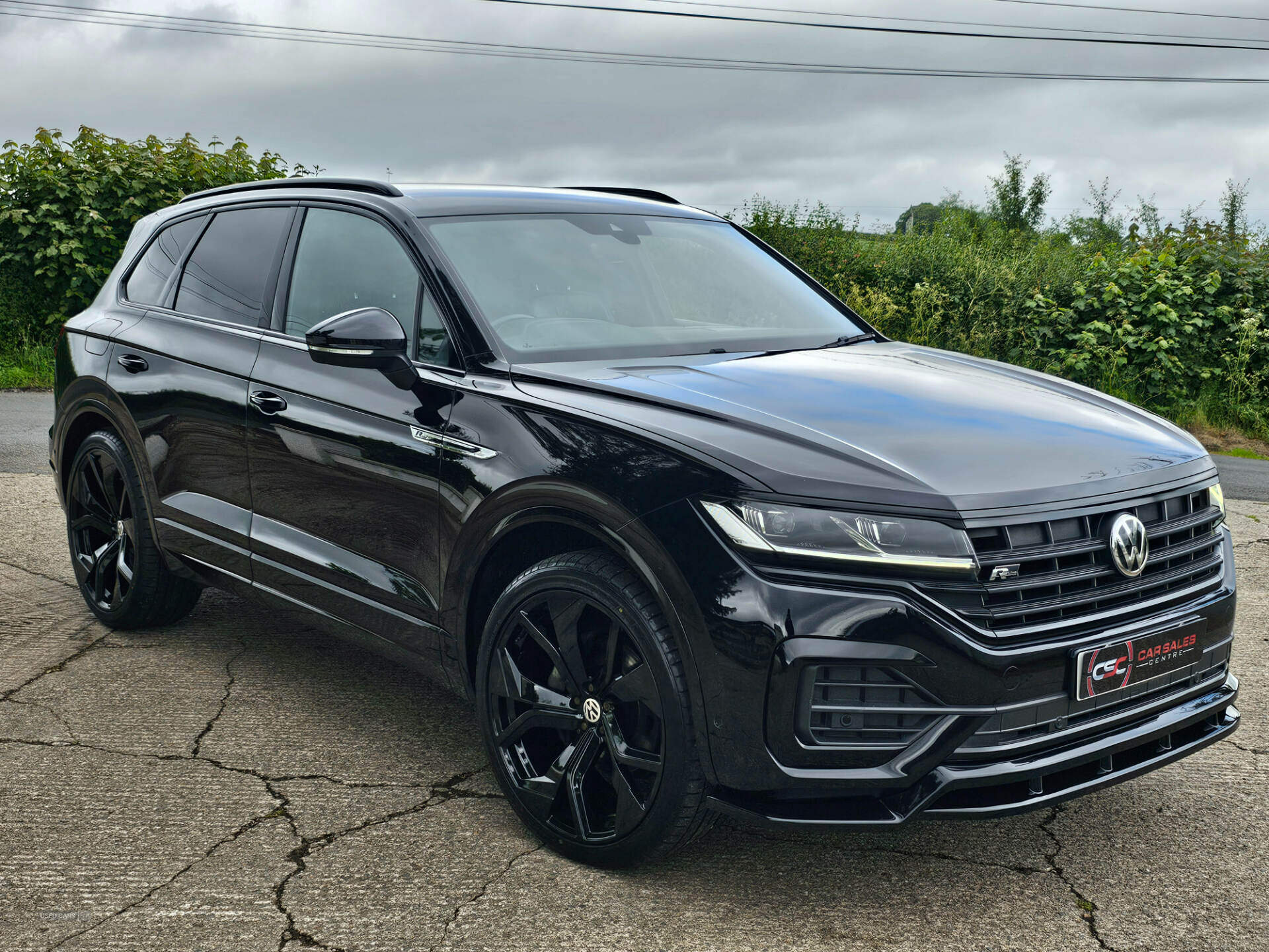 Volkswagen Touareg DIESEL ESTATE in Tyrone