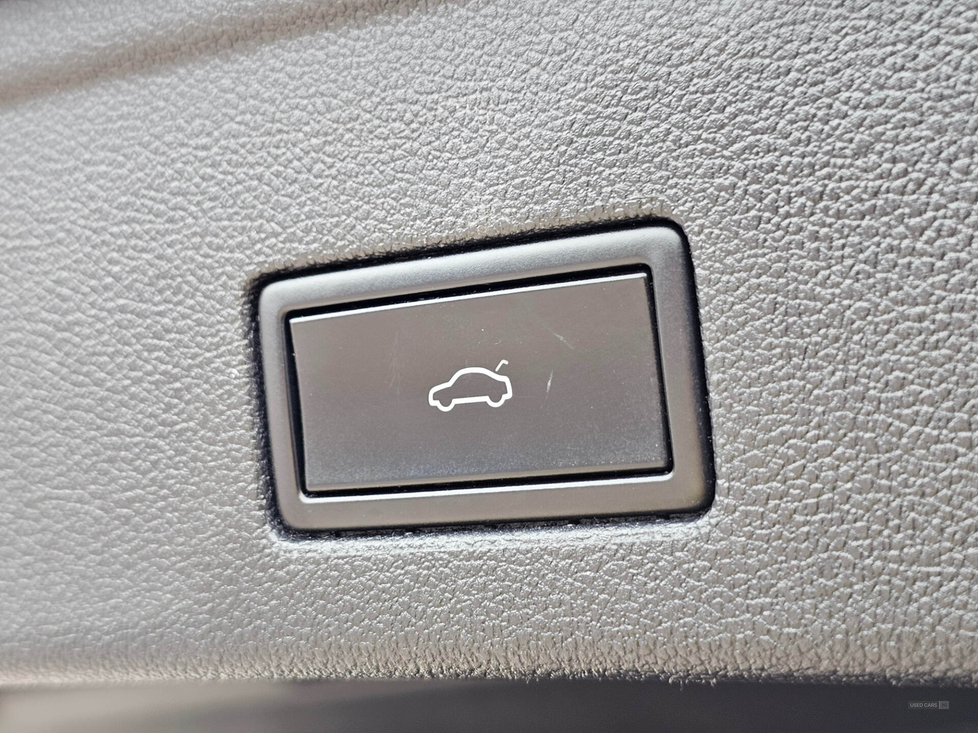 Volkswagen Touareg DIESEL ESTATE in Tyrone