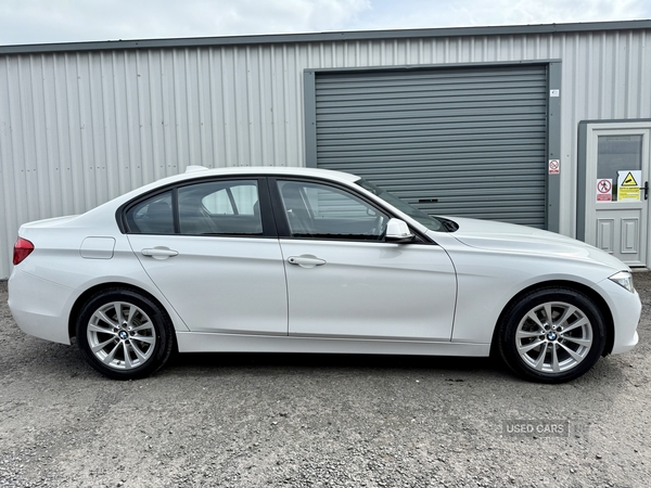 BMW 3 Series SALOON in Down