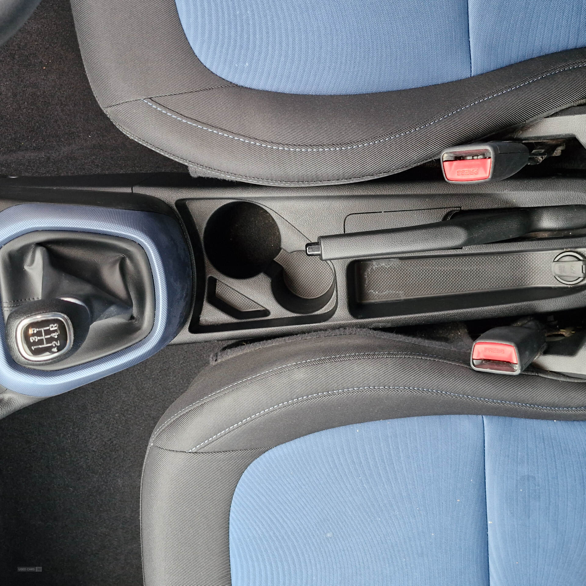 Oct 2015 Hyundai i10 1.0 Blue Drive SE 5dr