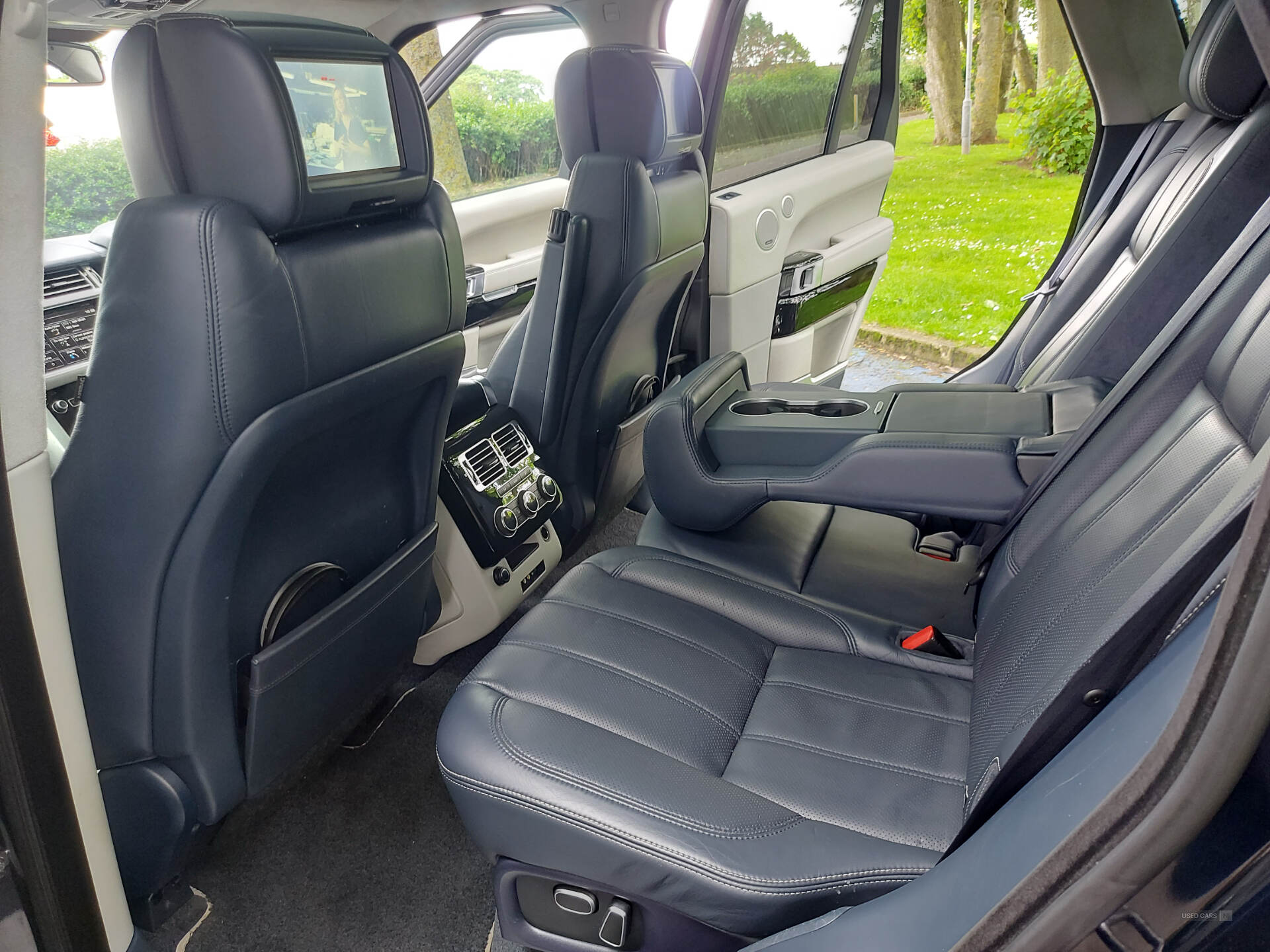 Jun 2013 Land Rover Range Rover 4.4 SDV8 Autobiography 4dr Auto