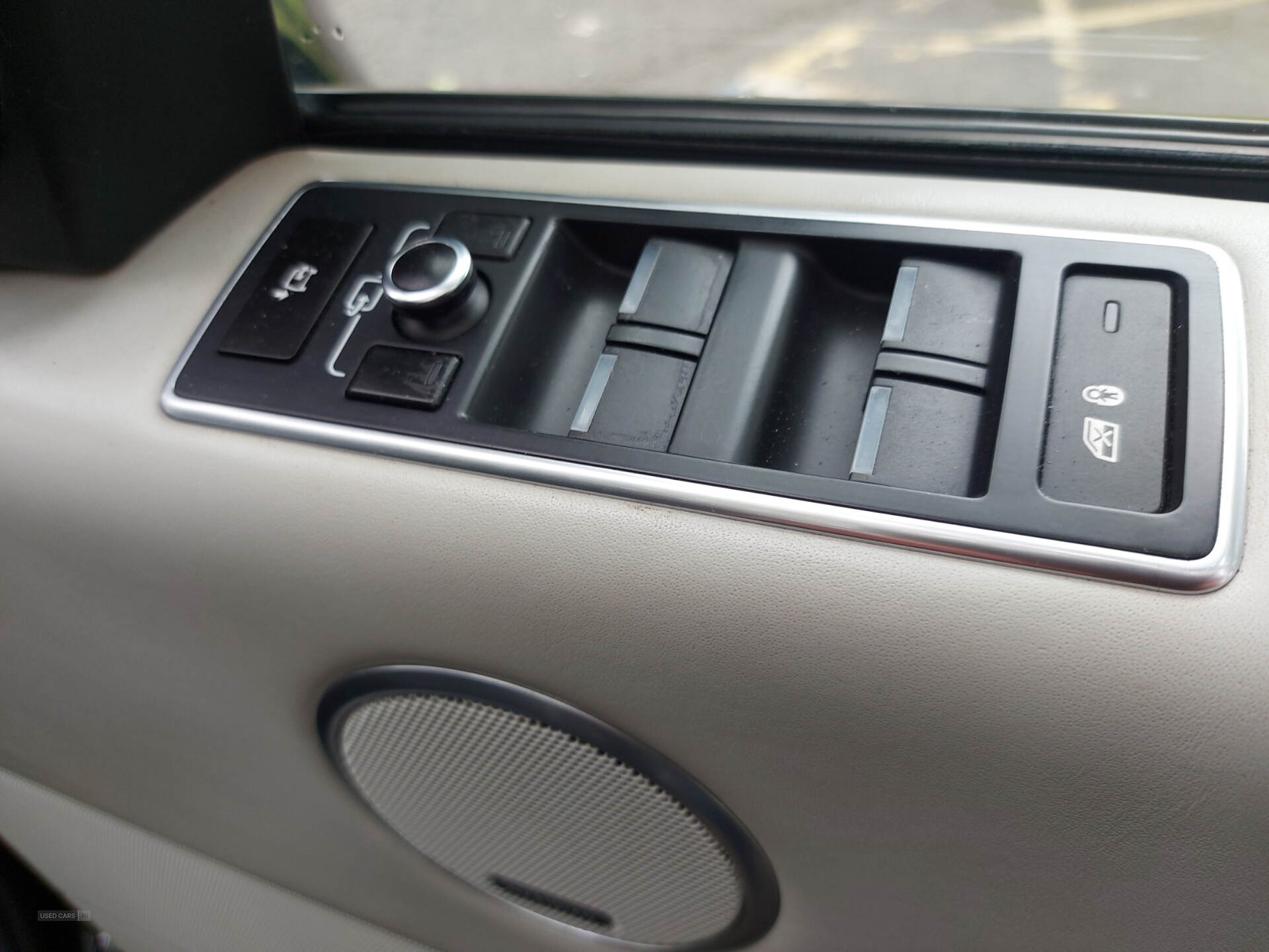 Jun 2013 Land Rover Range Rover 4.4 SDV8 Autobiography 4dr Auto