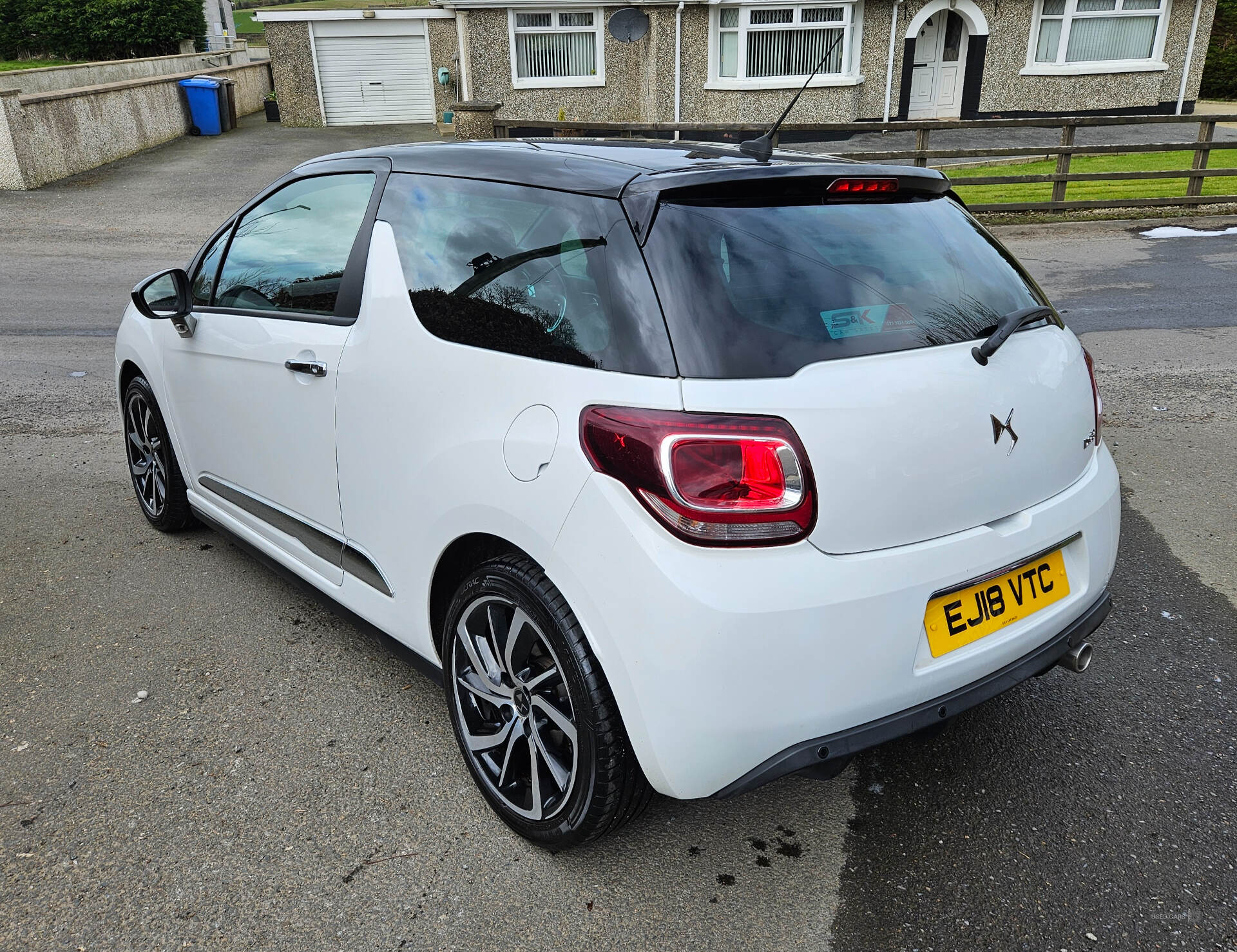 May 2018 DS 3 1.6 BlueHDi Connected Chic 3dr