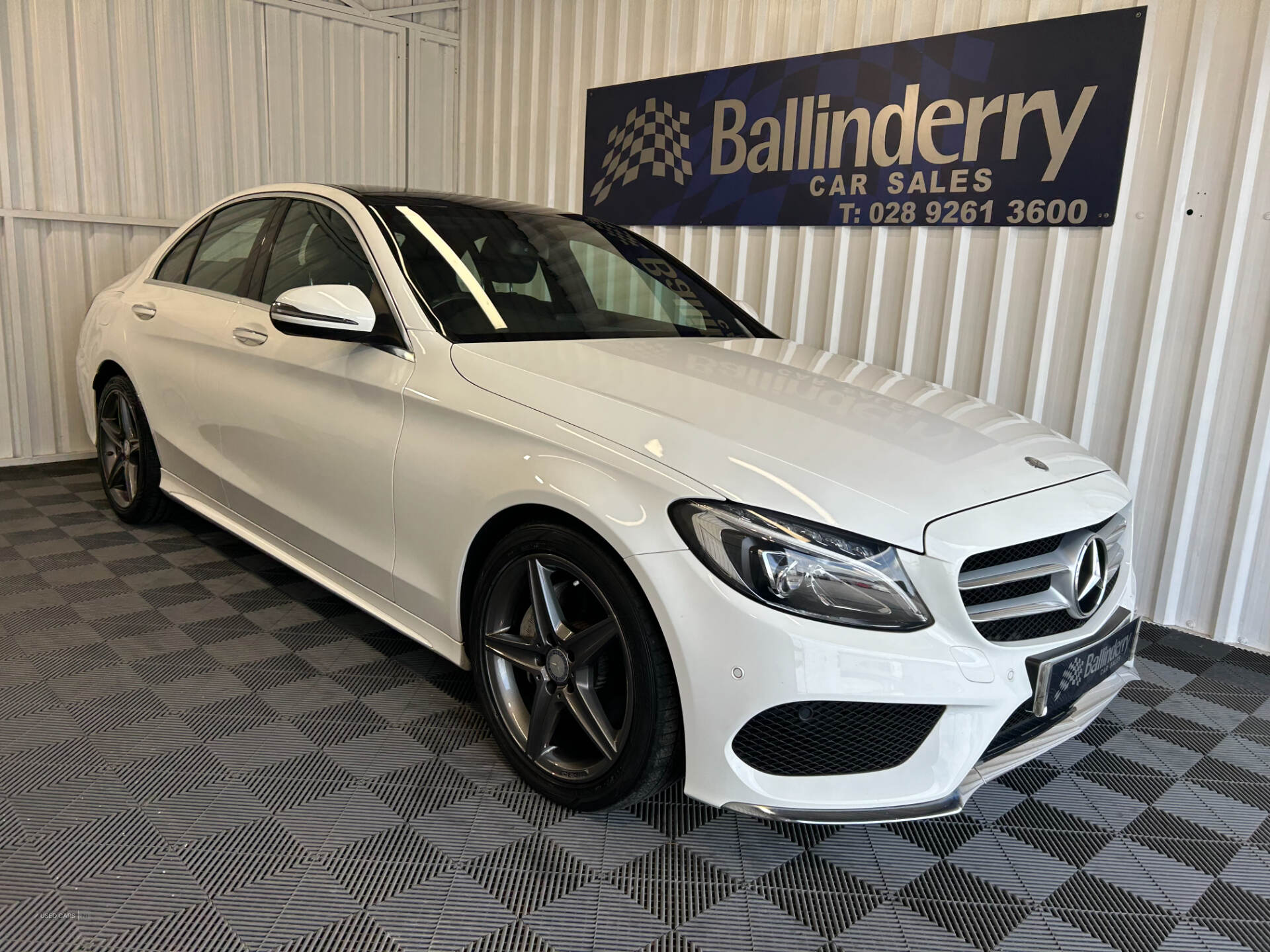 Apr 2016 Mercedes C-Class C200 AMG Line Premium 4dr Auto