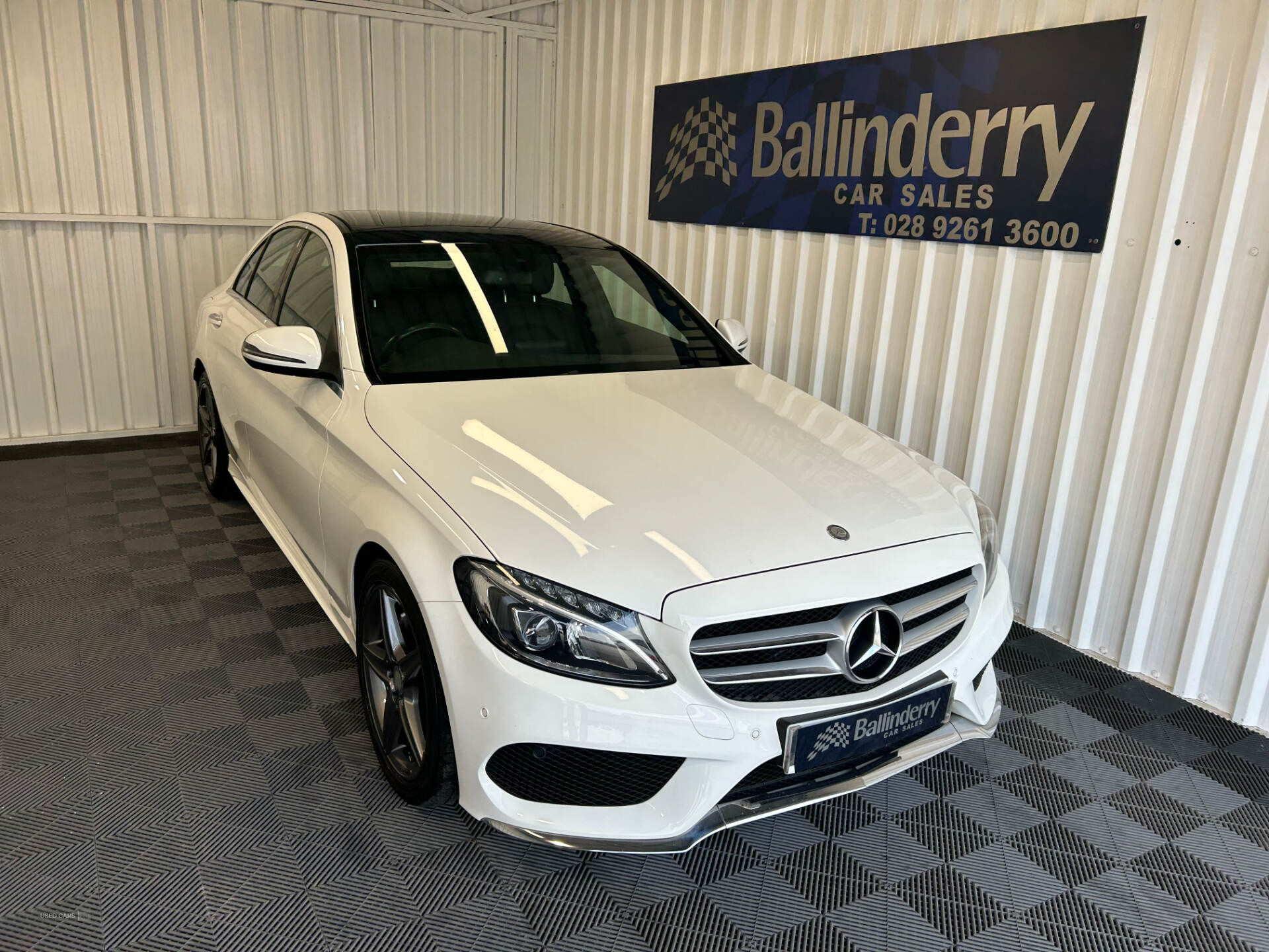 Apr 2016 Mercedes C-Class C200 AMG Line Premium 4dr Auto