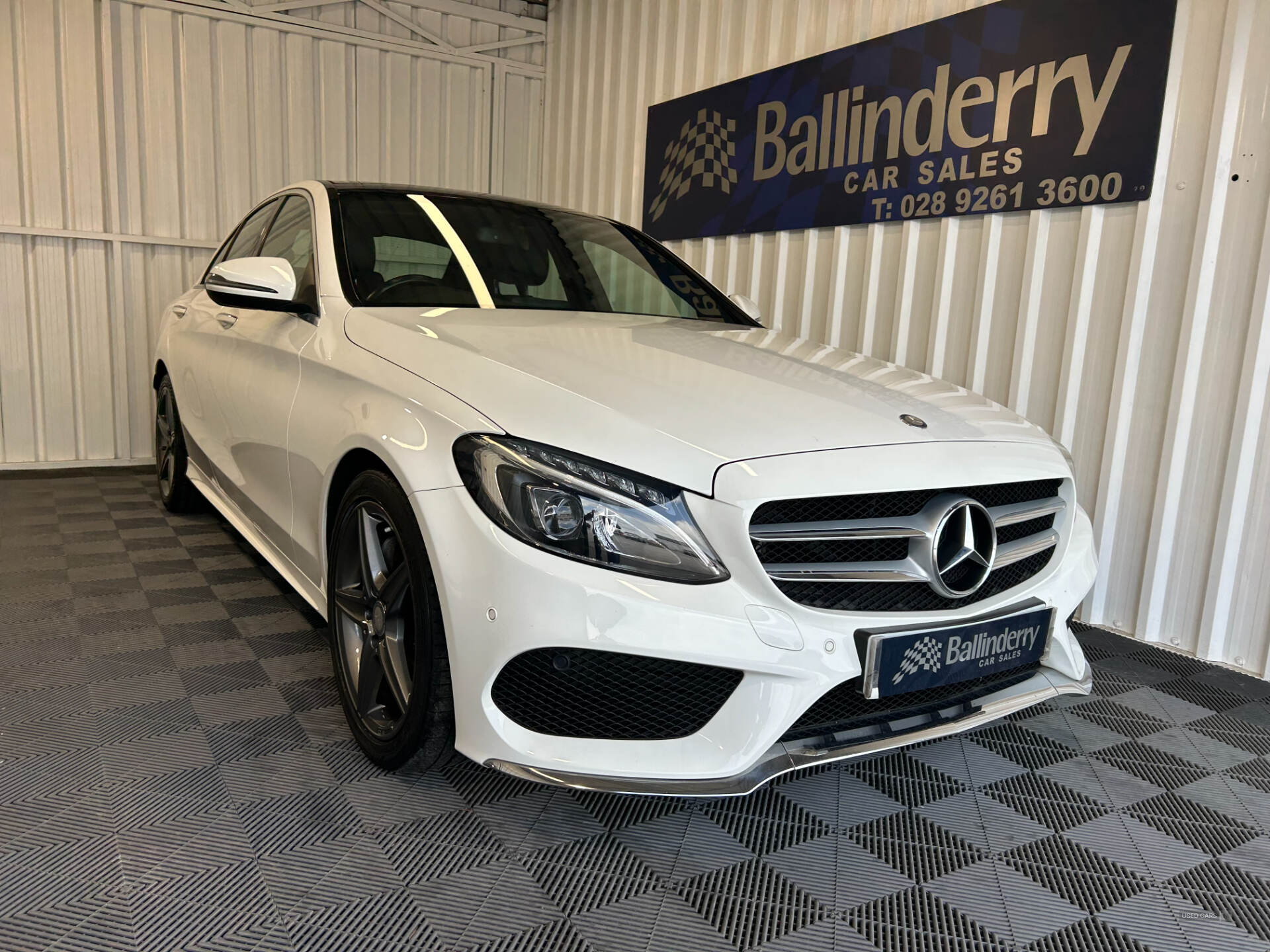 Apr 2016 Mercedes C-Class C200 AMG Line Premium 4dr Auto