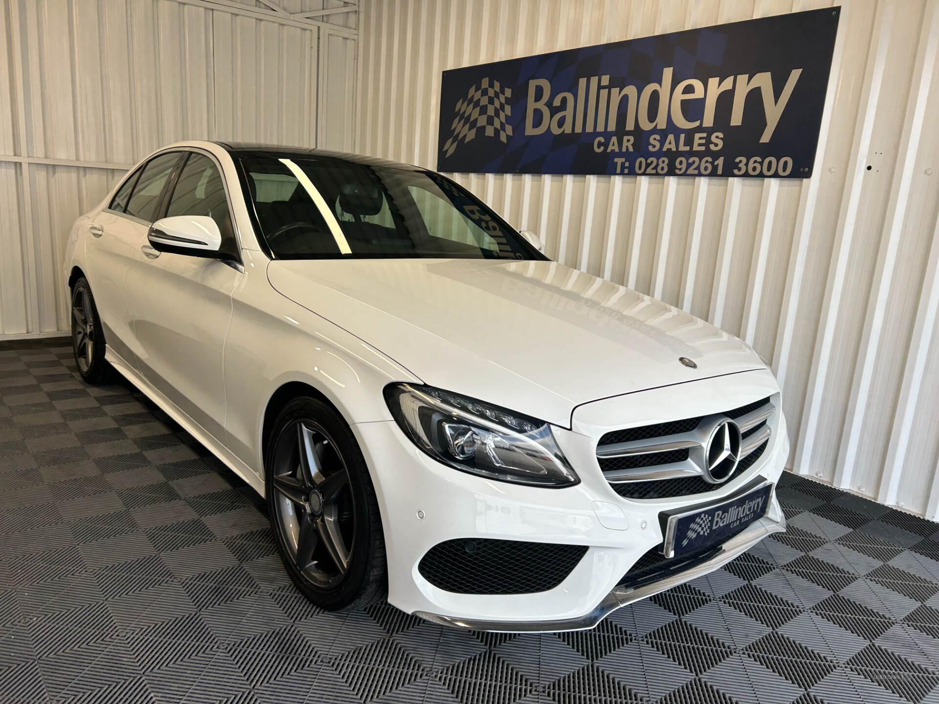 Apr 2016 Mercedes C-Class C200 AMG Line Premium 4dr Auto