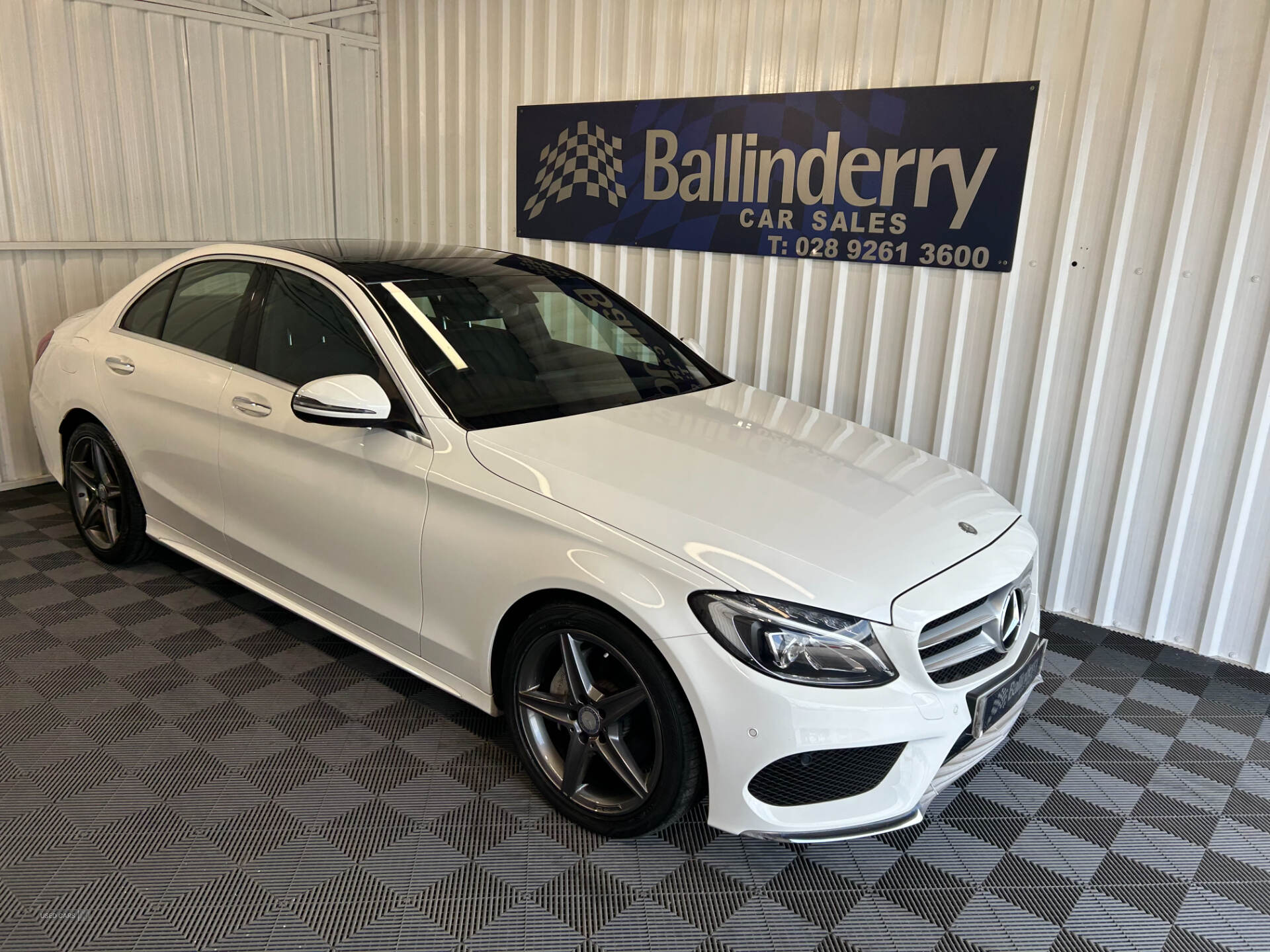Apr 2016 Mercedes C-Class C200 AMG Line Premium 4dr Auto