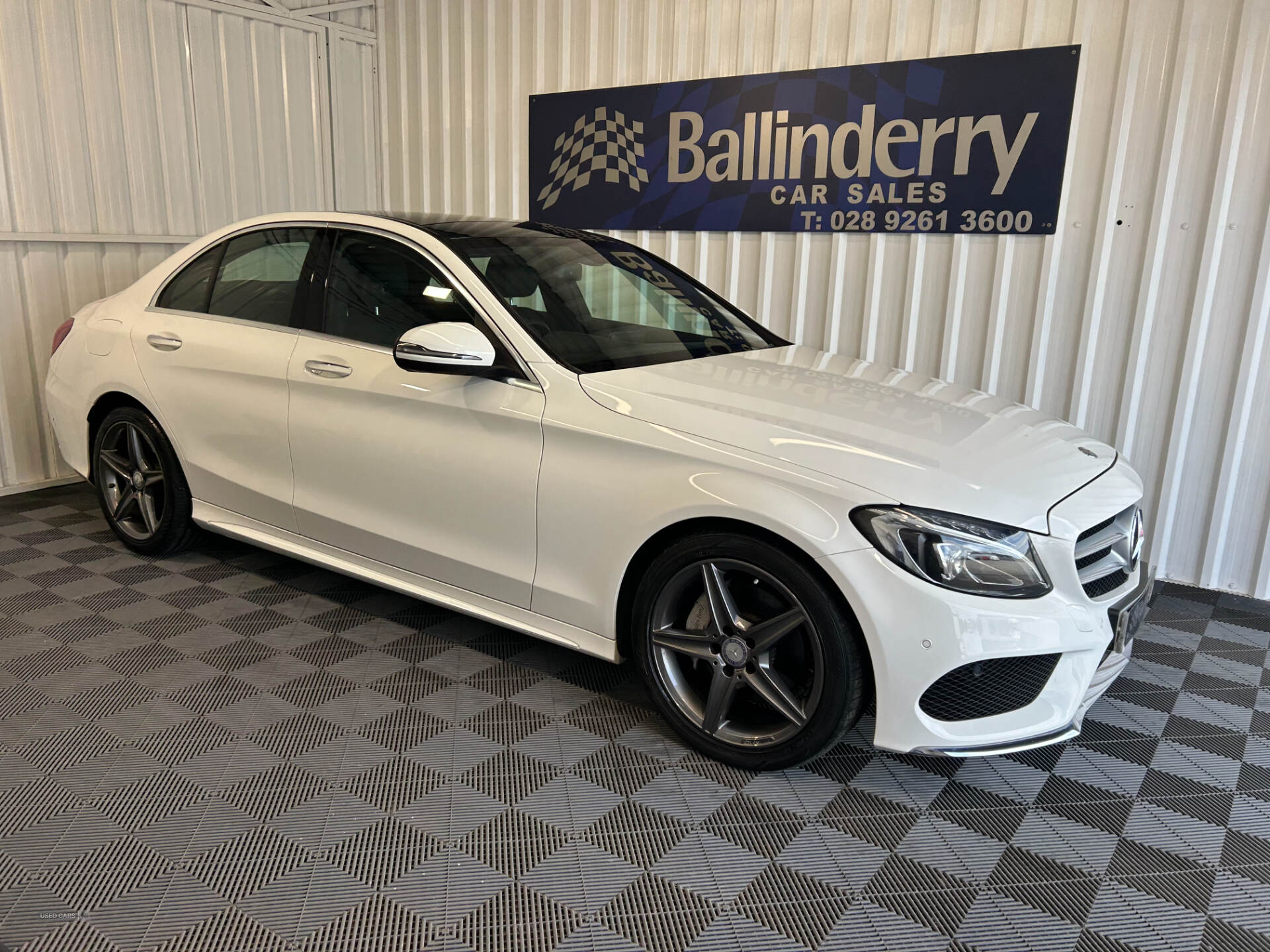 Apr 2016 Mercedes C-Class C200 AMG Line Premium 4dr Auto