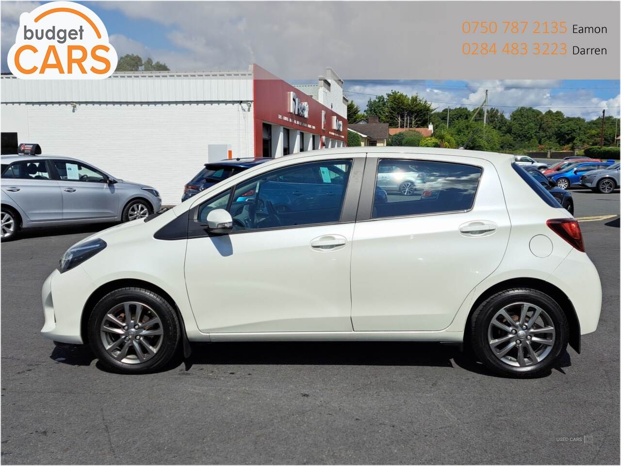 Toyota Yaris HATCHBACK in Down