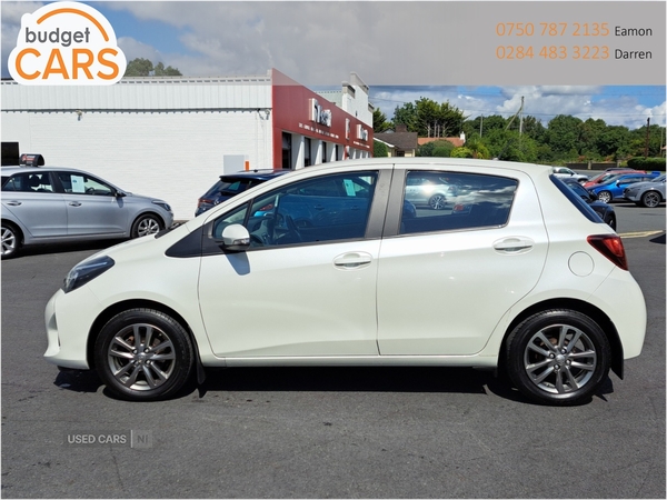 Toyota Yaris HATCHBACK in Down