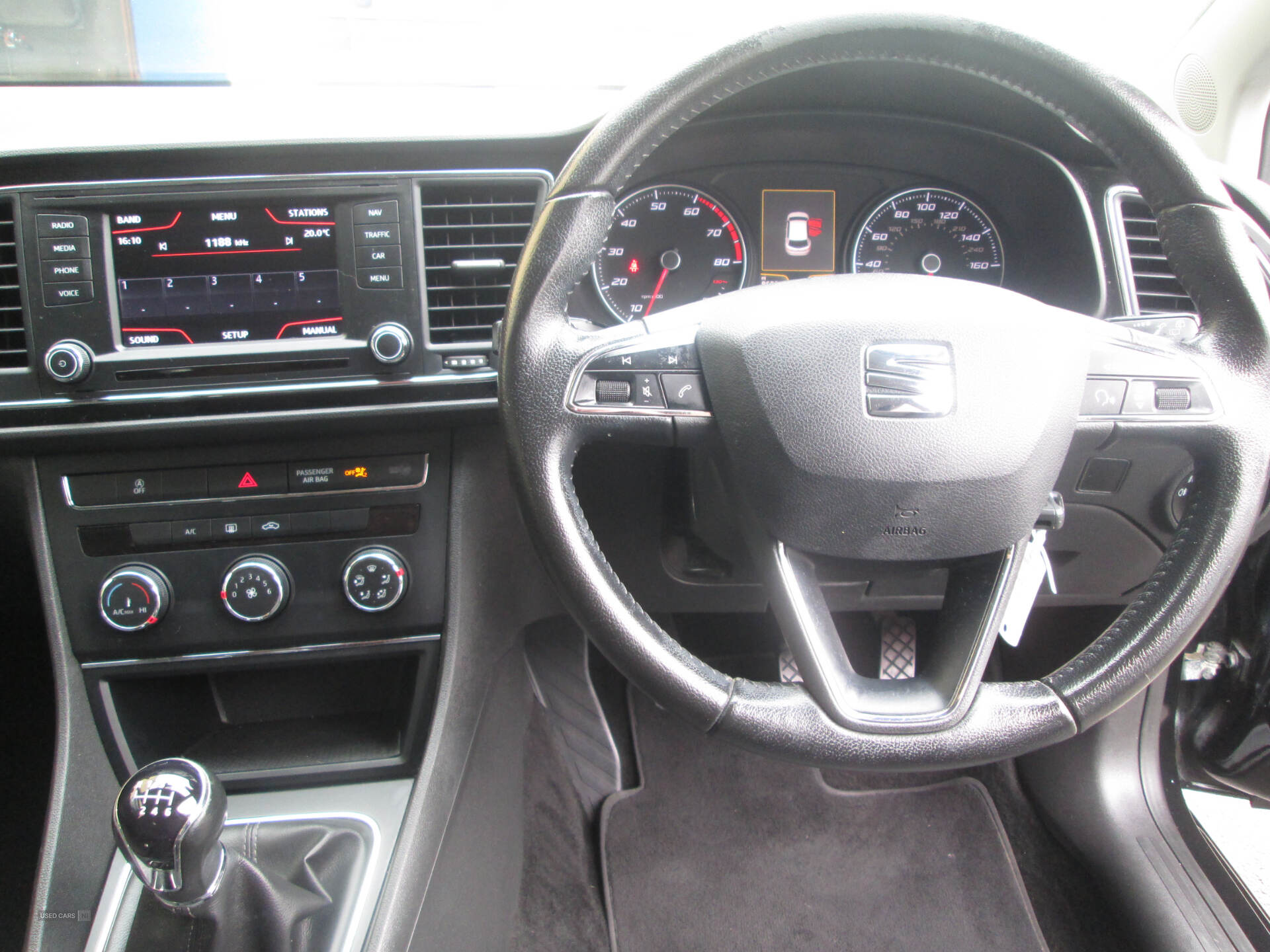 Sep 2015 Seat Leon 1.2 TSI 110 SE 5dr [Technology Pack]