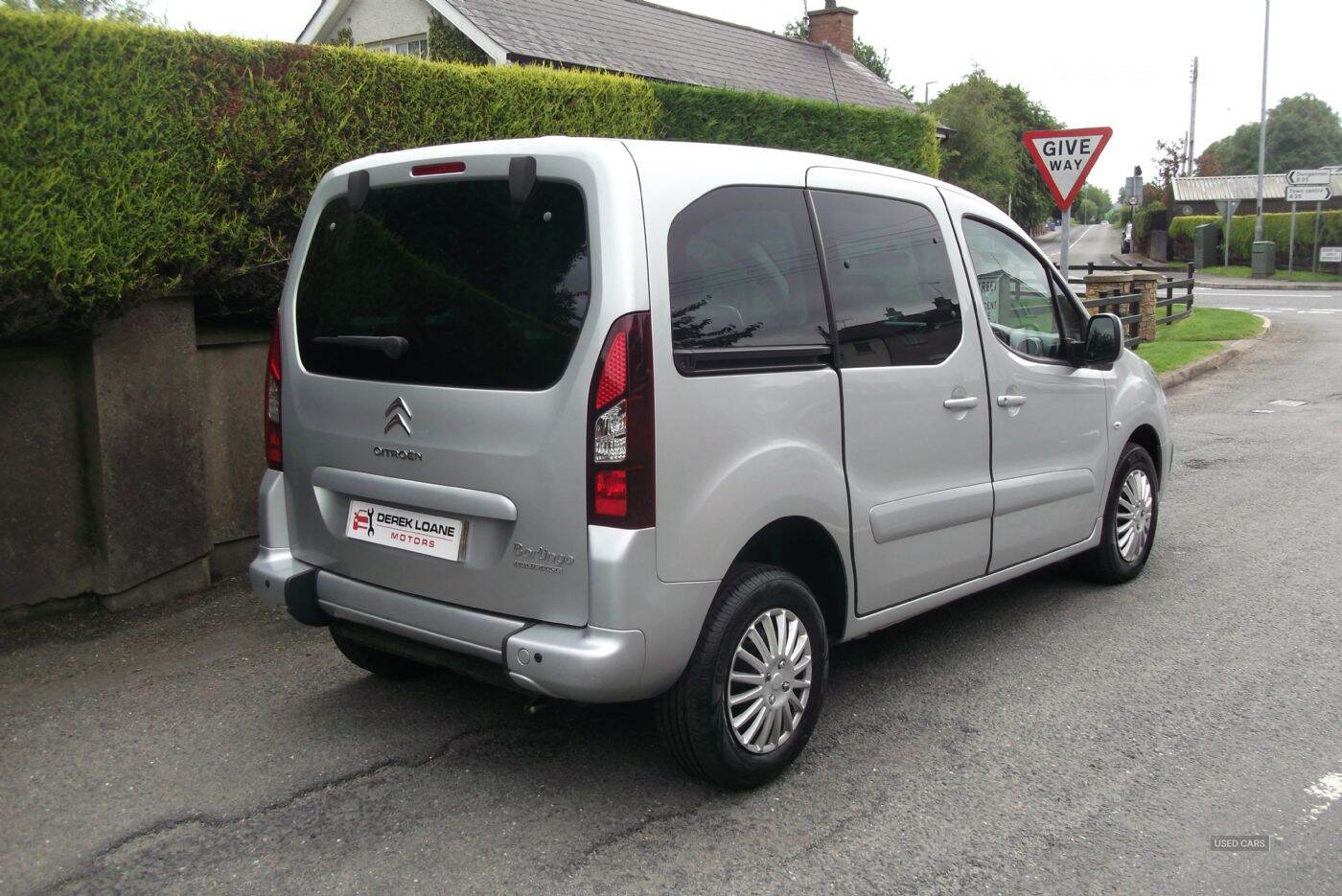 Dec 2017 Citroen Berlingo Multispace 1.6 BlueHDi 100 Feel 5dr