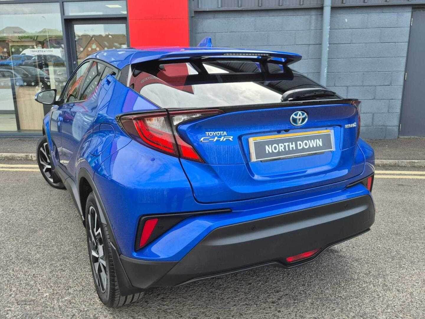 Jan 2021 Toyota C-HR 1.8 Hybrid Design 5dr CVT