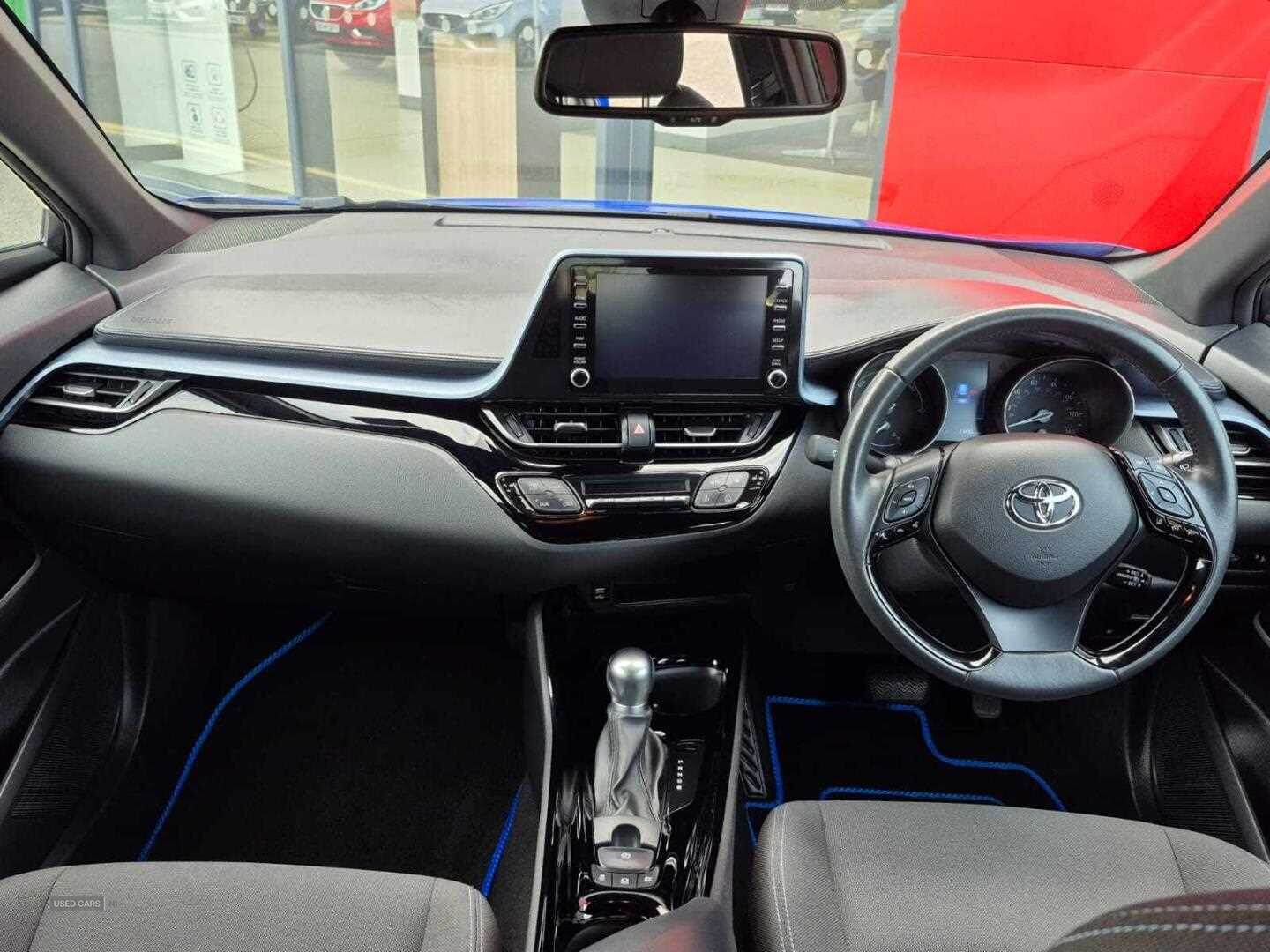 Jan 2021 Toyota C-HR 1.8 Hybrid Design 5dr CVT