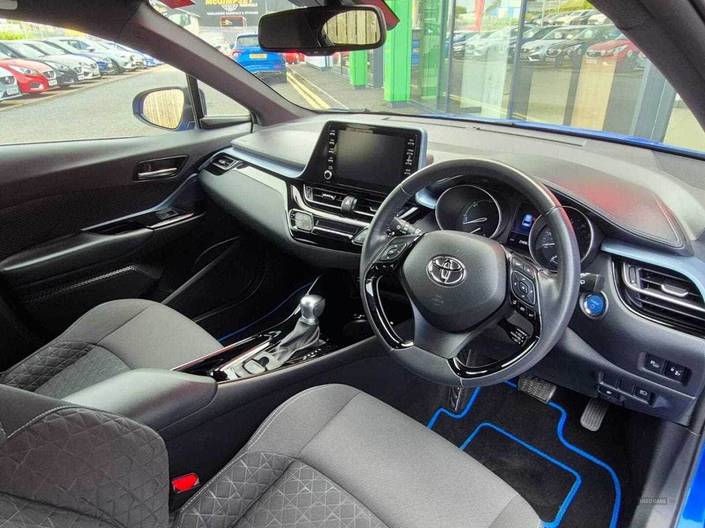 Jan 2021 Toyota C-HR 1.8 Hybrid Design 5dr CVT