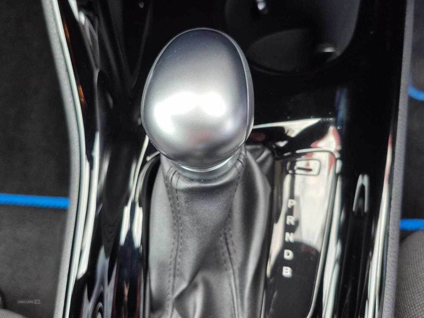 Jan 2021 Toyota C-HR 1.8 Hybrid Design 5dr CVT