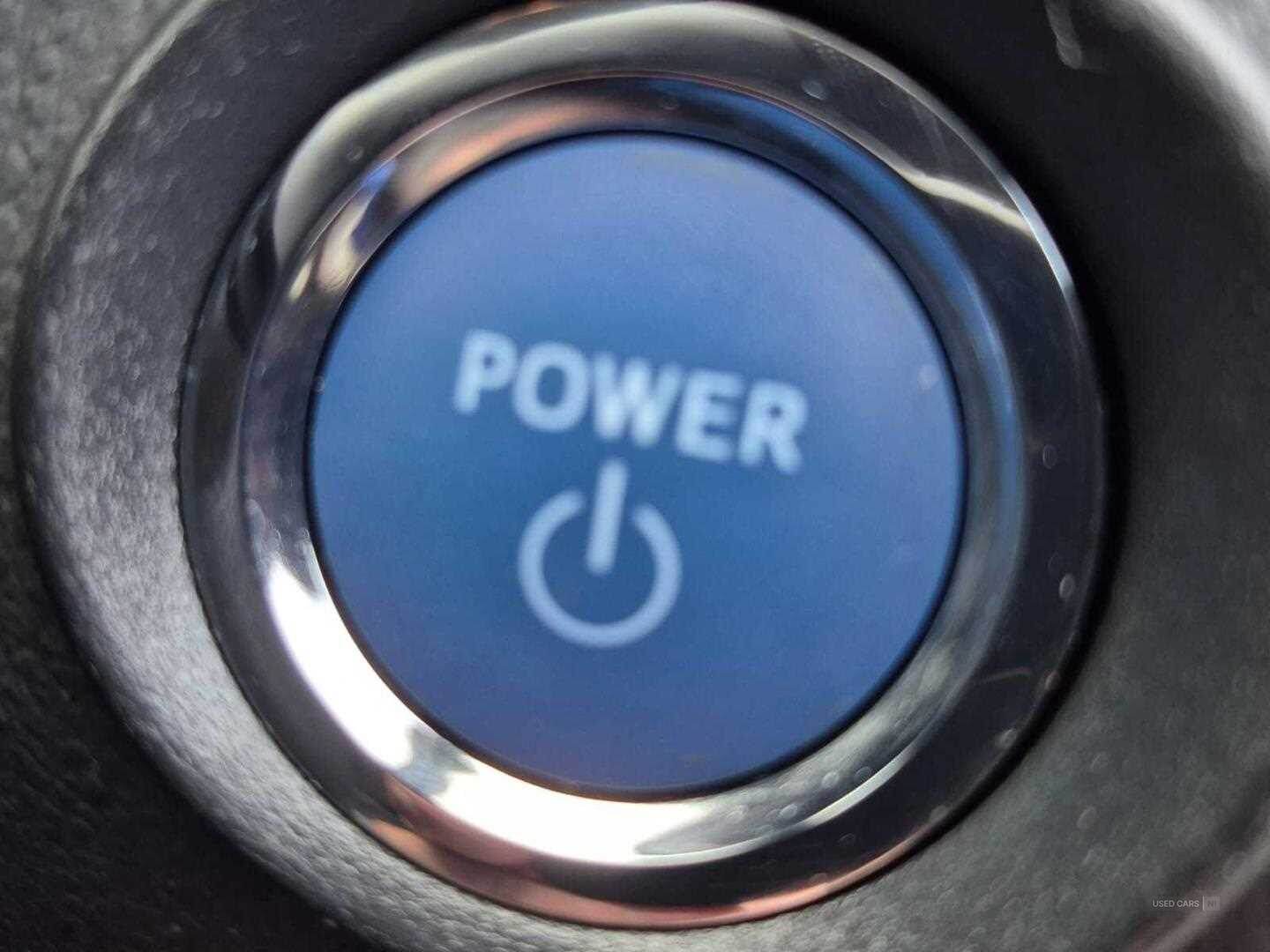 Jan 2021 Toyota C-HR 1.8 Hybrid Design 5dr CVT