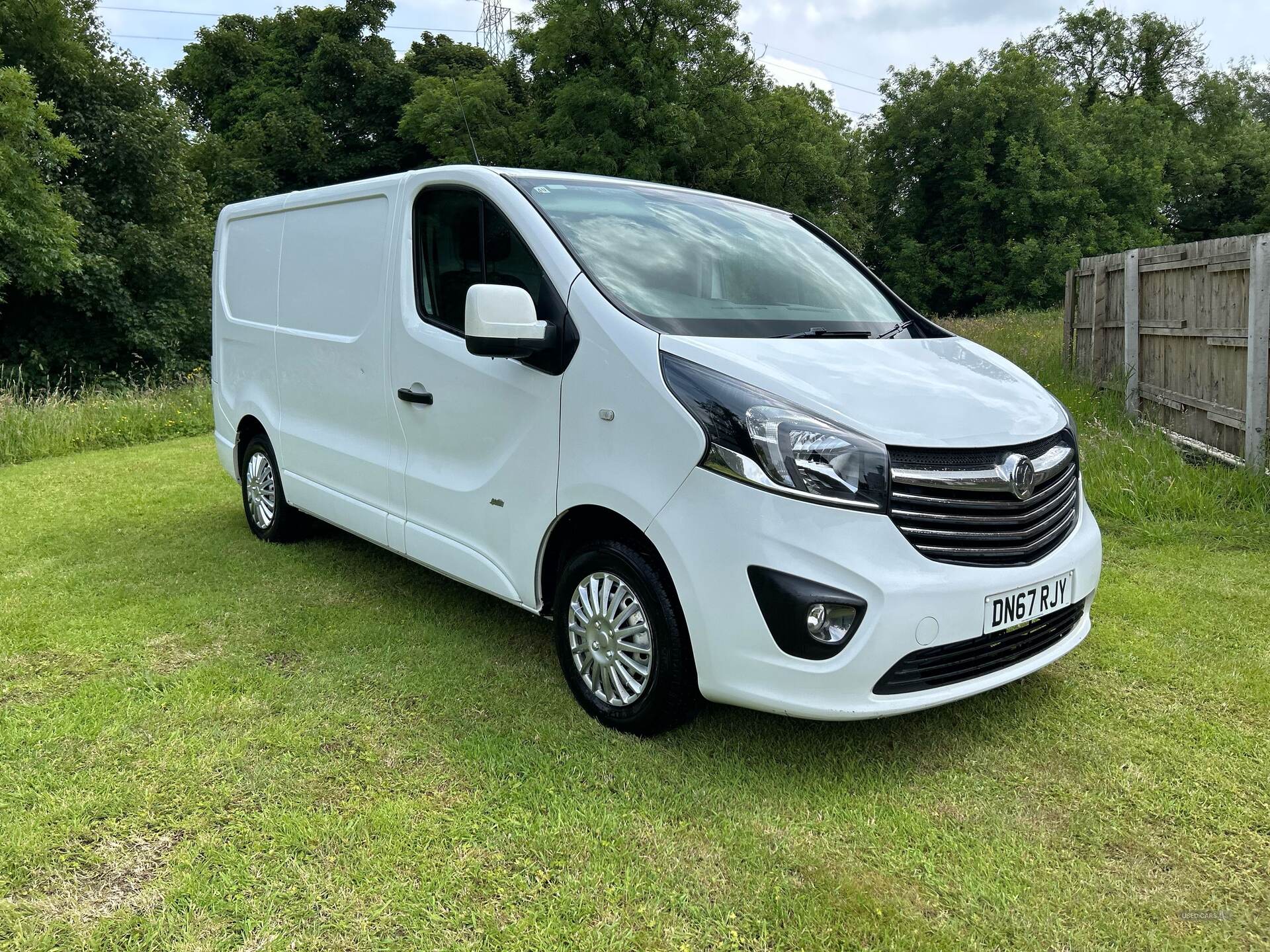 Dec 2017 Vauxhall Vivaro 2700 1.6CDTI 120PS Sportive H1 Van