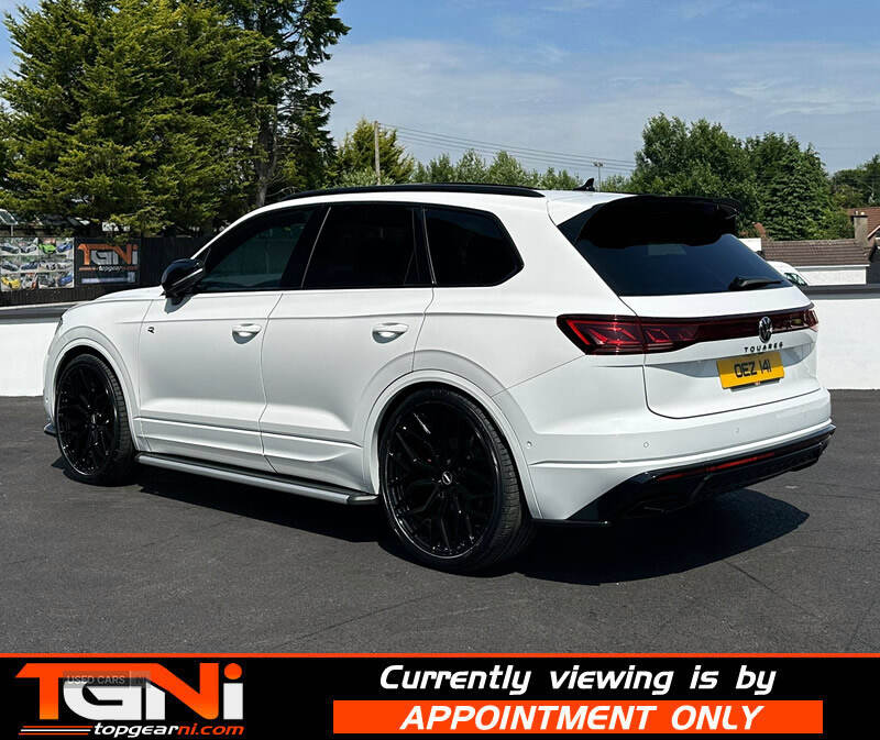 Oct 2023 Volkswagen Touareg 3.0 V6 TDI 4Motion 286 Black Edition 5dr Tip Auto