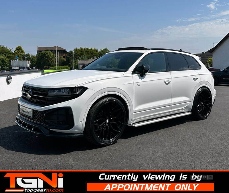 Oct 2023 Volkswagen Touareg 3.0 V6 TDI 4Motion 286 Black Edition 5dr Tip Auto