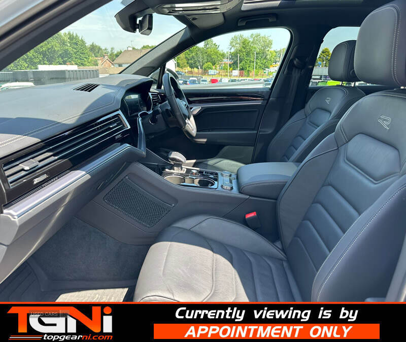 Oct 2023 Volkswagen Touareg 3.0 V6 TDI 4Motion 286 Black Edition 5dr Tip Auto