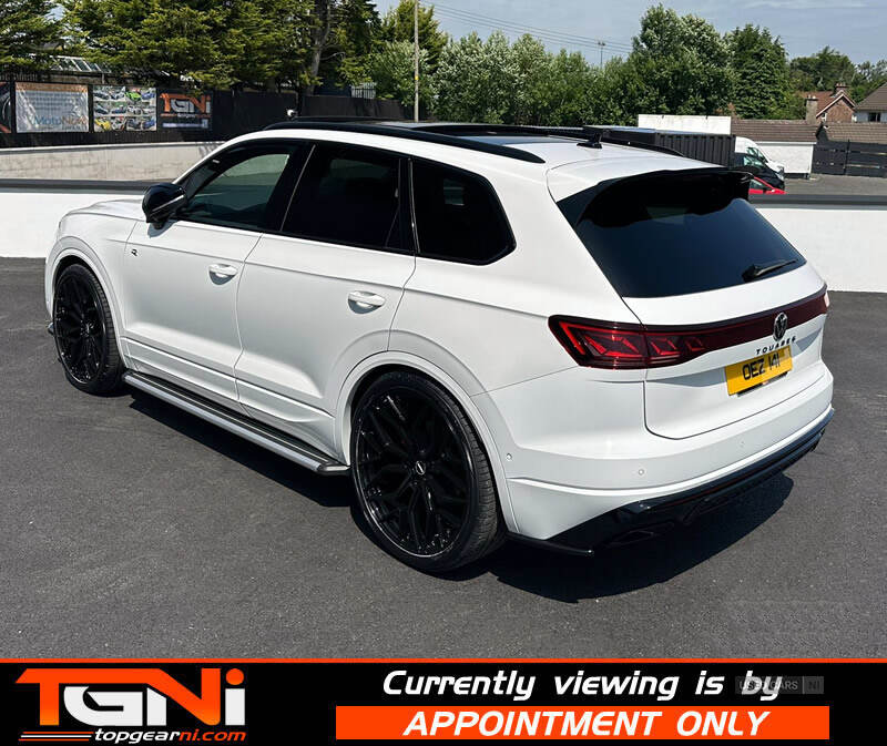 Oct 2023 Volkswagen Touareg 3.0 V6 TDI 4Motion 286 Black Edition 5dr Tip Auto