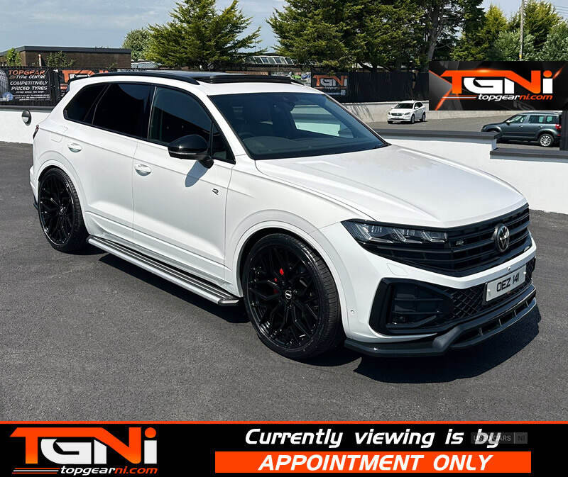 Oct 2023 Volkswagen Touareg 3.0 V6 TDI 4Motion 286 Black Edition 5dr Tip Auto